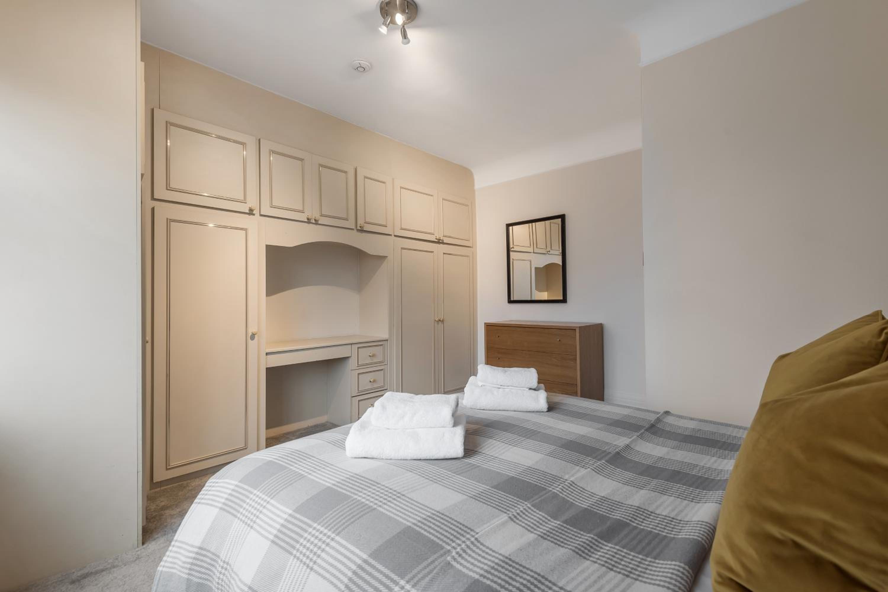 Strathmore Court Apartments