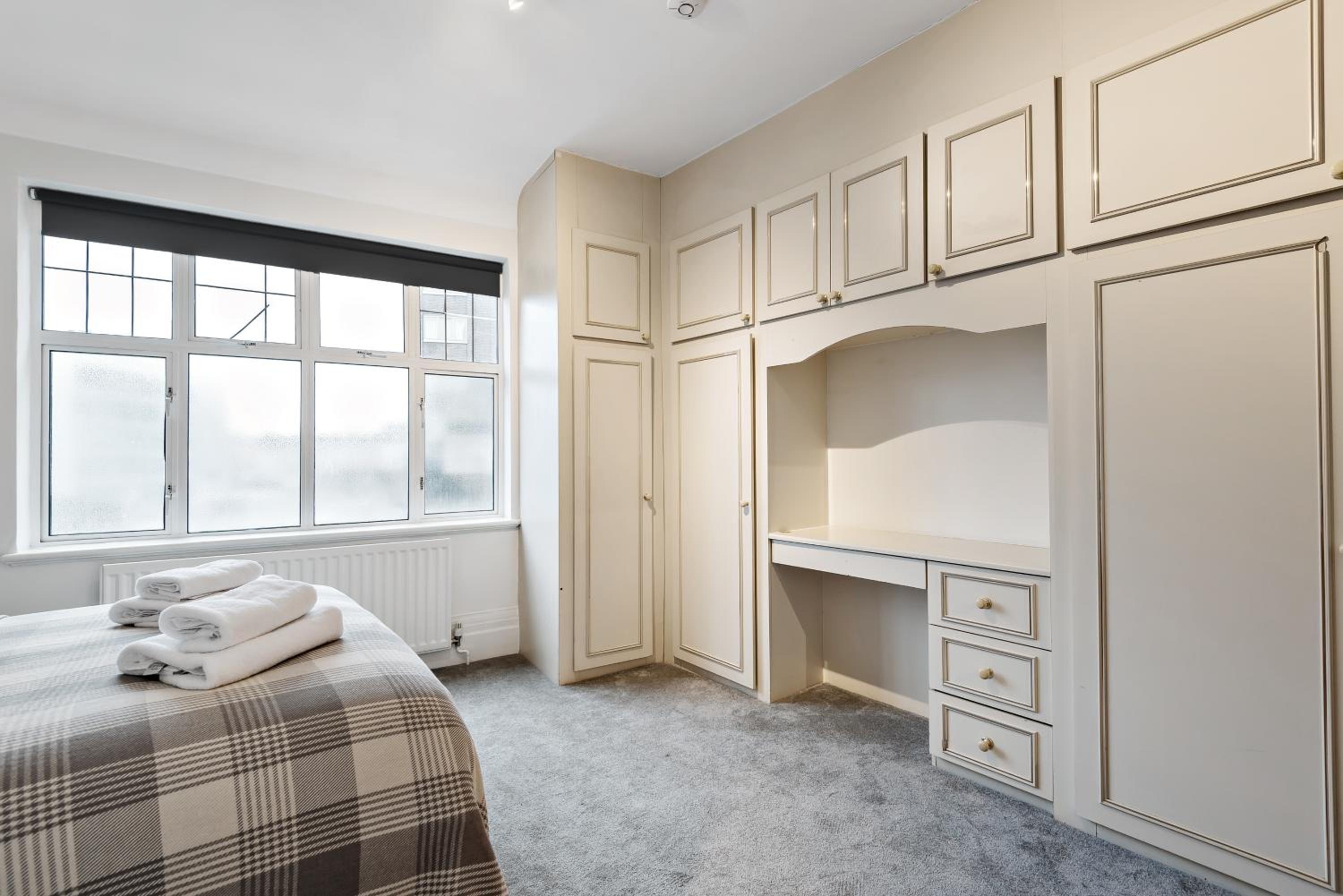 Strathmore Court Apartments