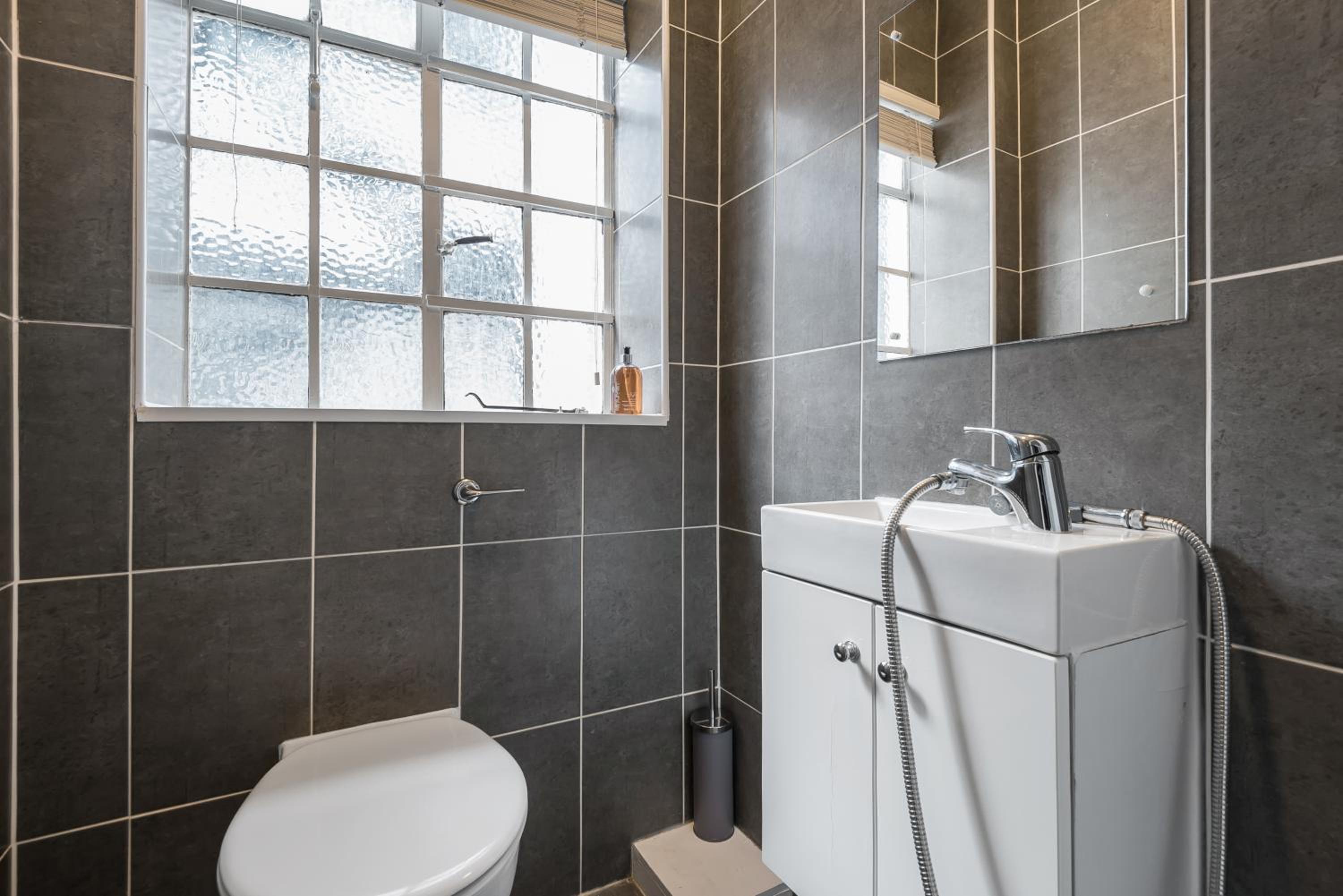 Strathmore Court Apartments