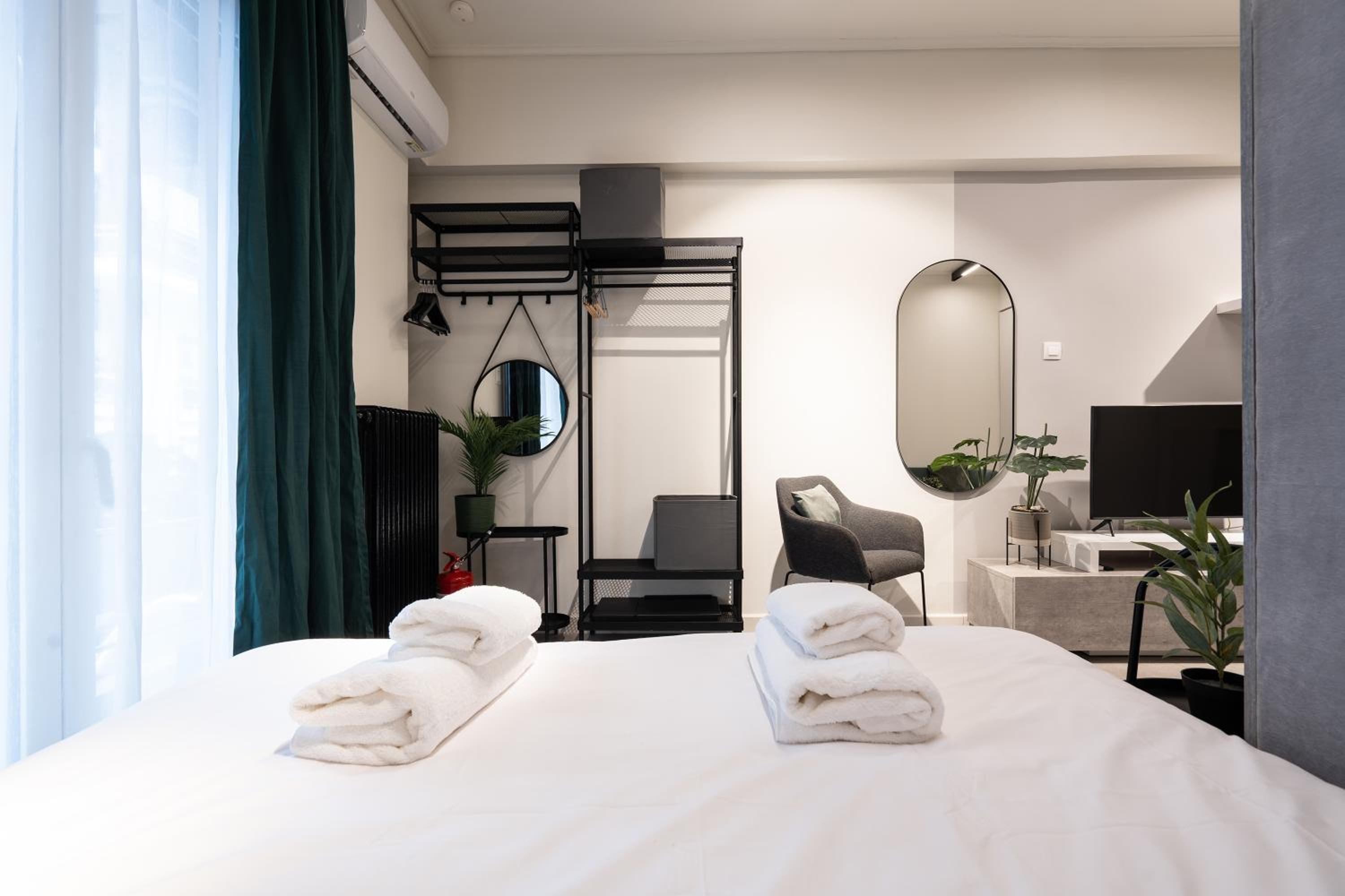 Modern Studio, Walking distance to Kolonaki & The Ilisian
