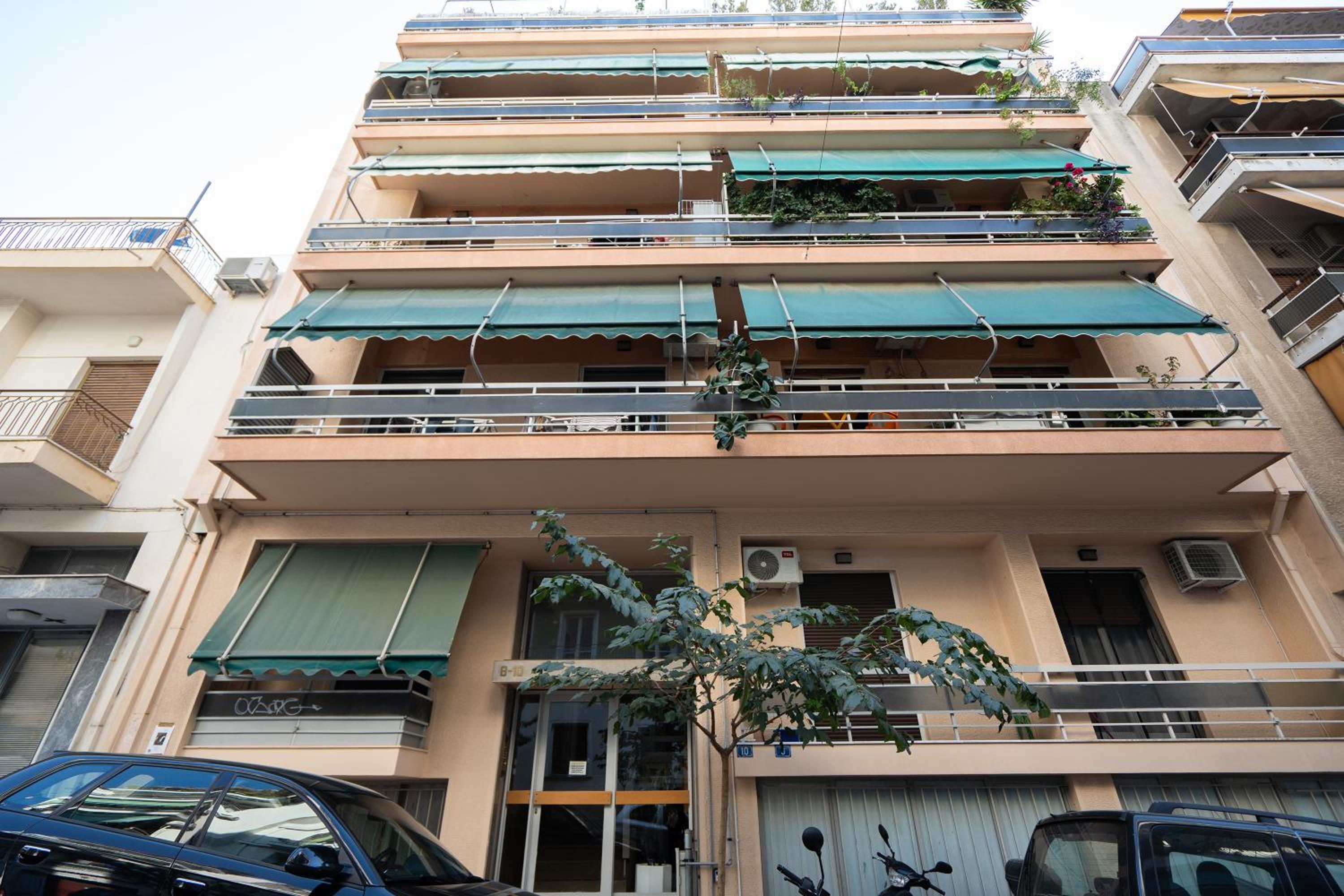 Modern Studio, Walking distance to Kolonaki & The Ilisian
