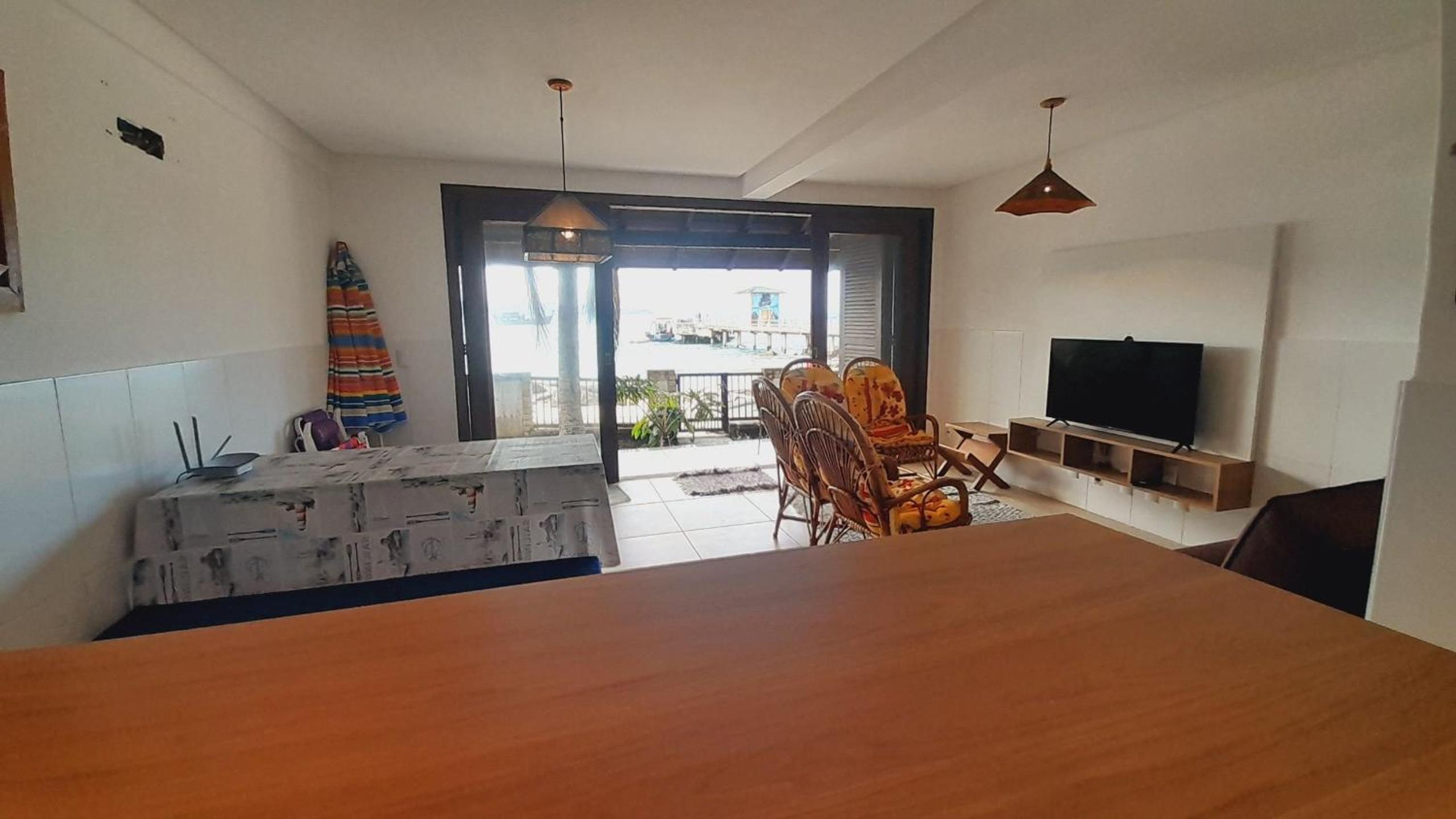 3 B beachfront house w/ barbecue Bombinhas SDN042