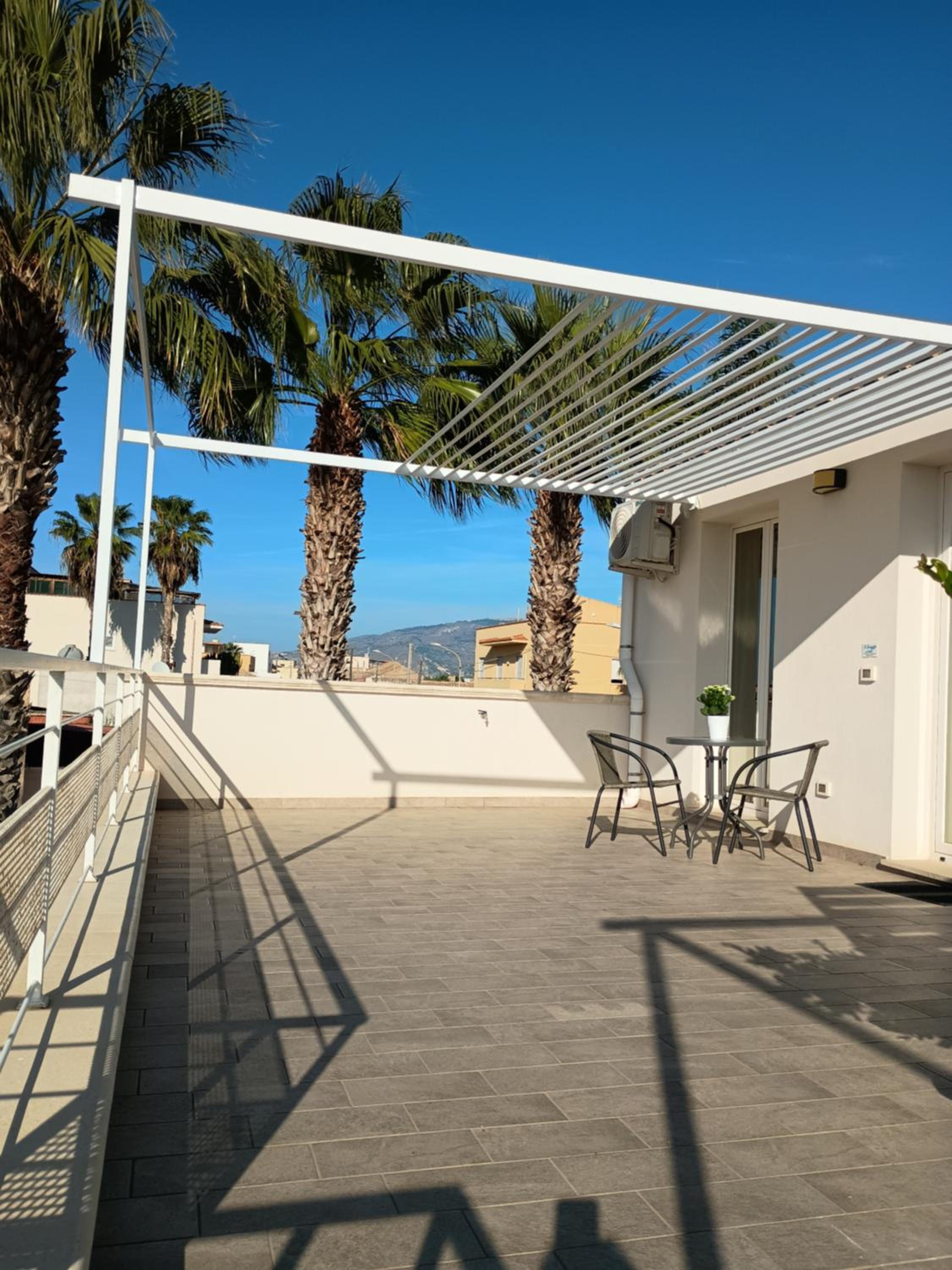 Le terrazze sul sale-Monolocale 1 & Monolocale 2 White Gold Apartaments & 2 White Gold Apartaments view 3