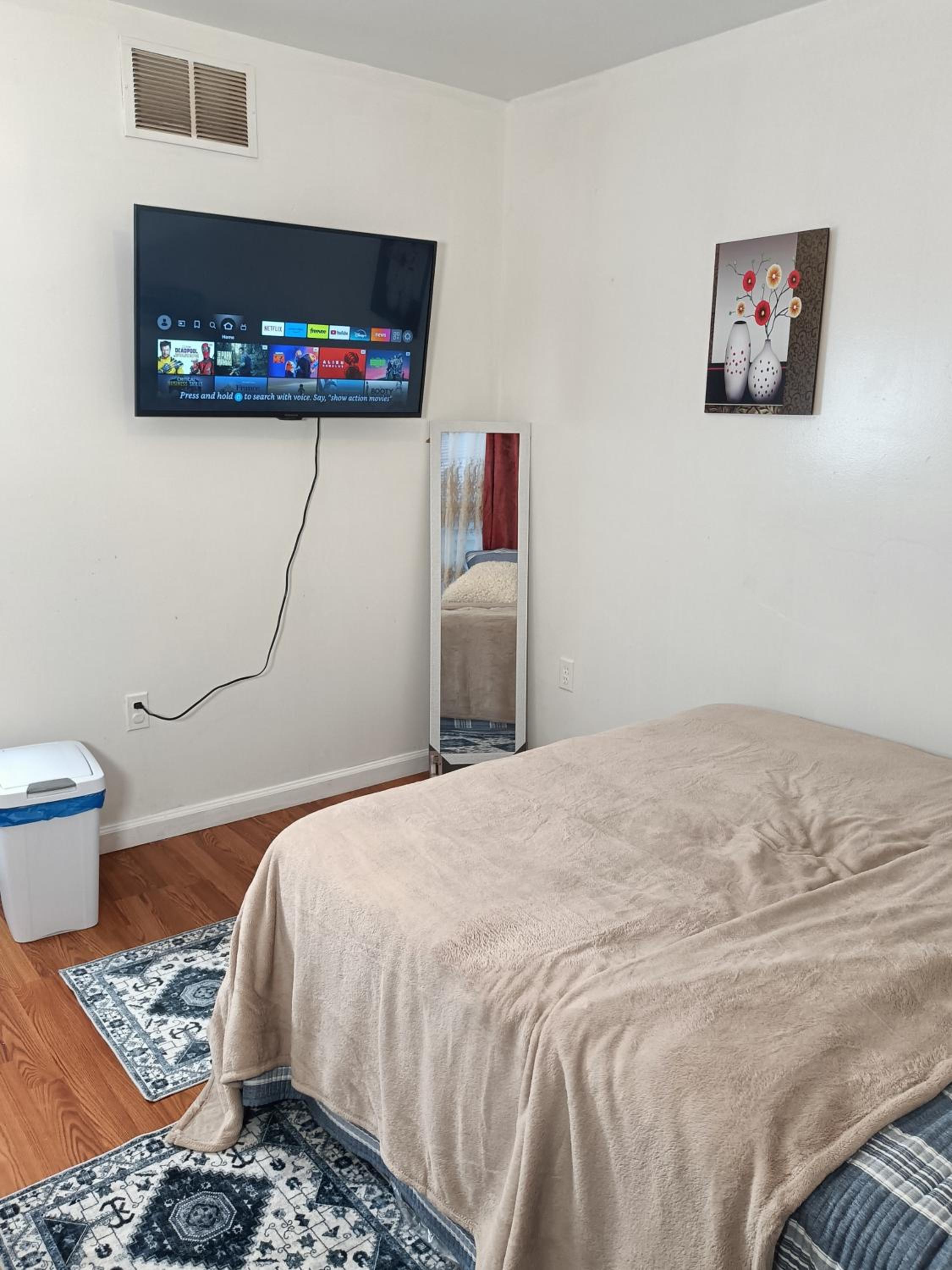 Fada Guest House - 38 Yates Ave Newark