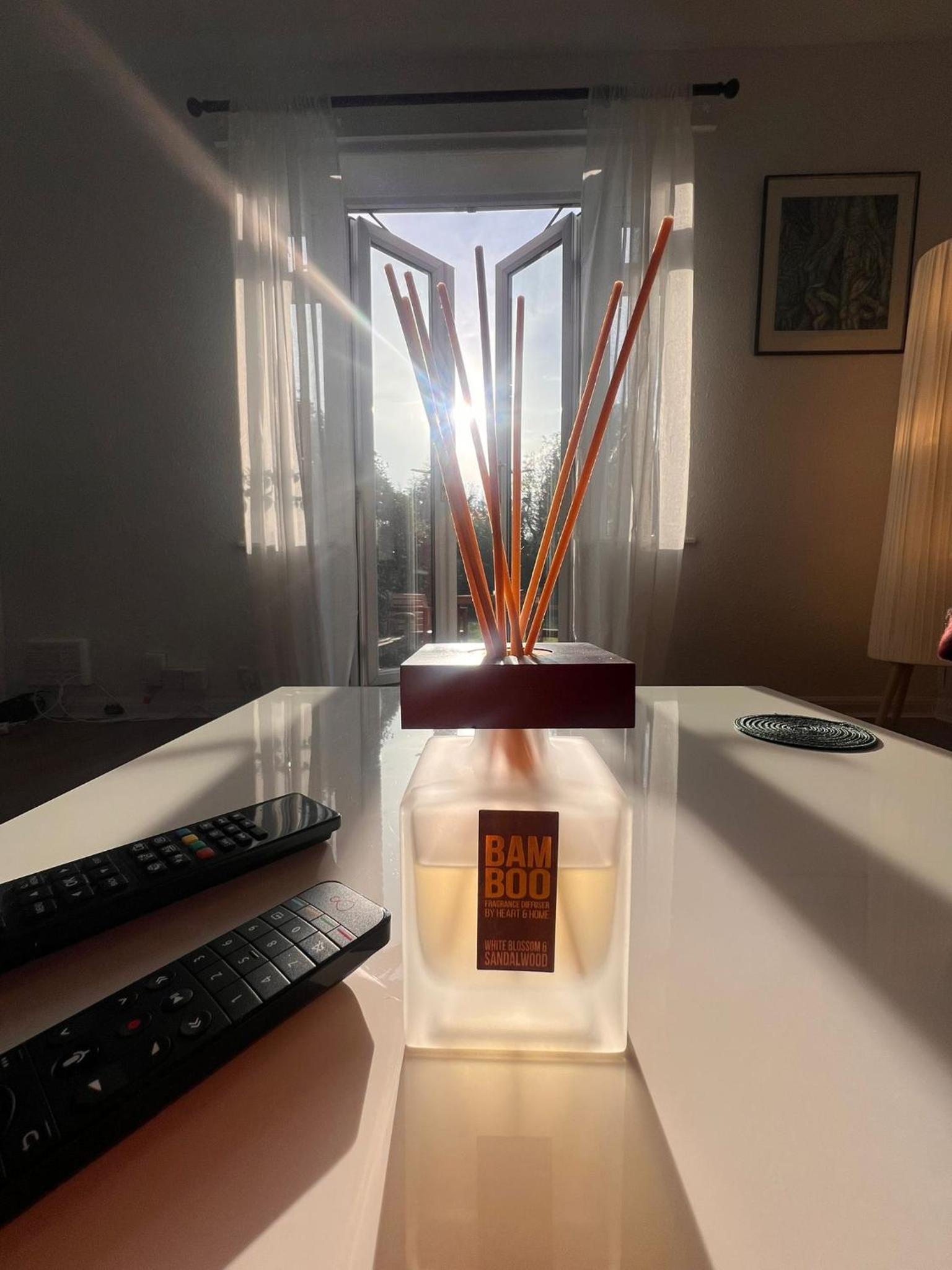 Harrogate Entire House, free private parking and garden view 5