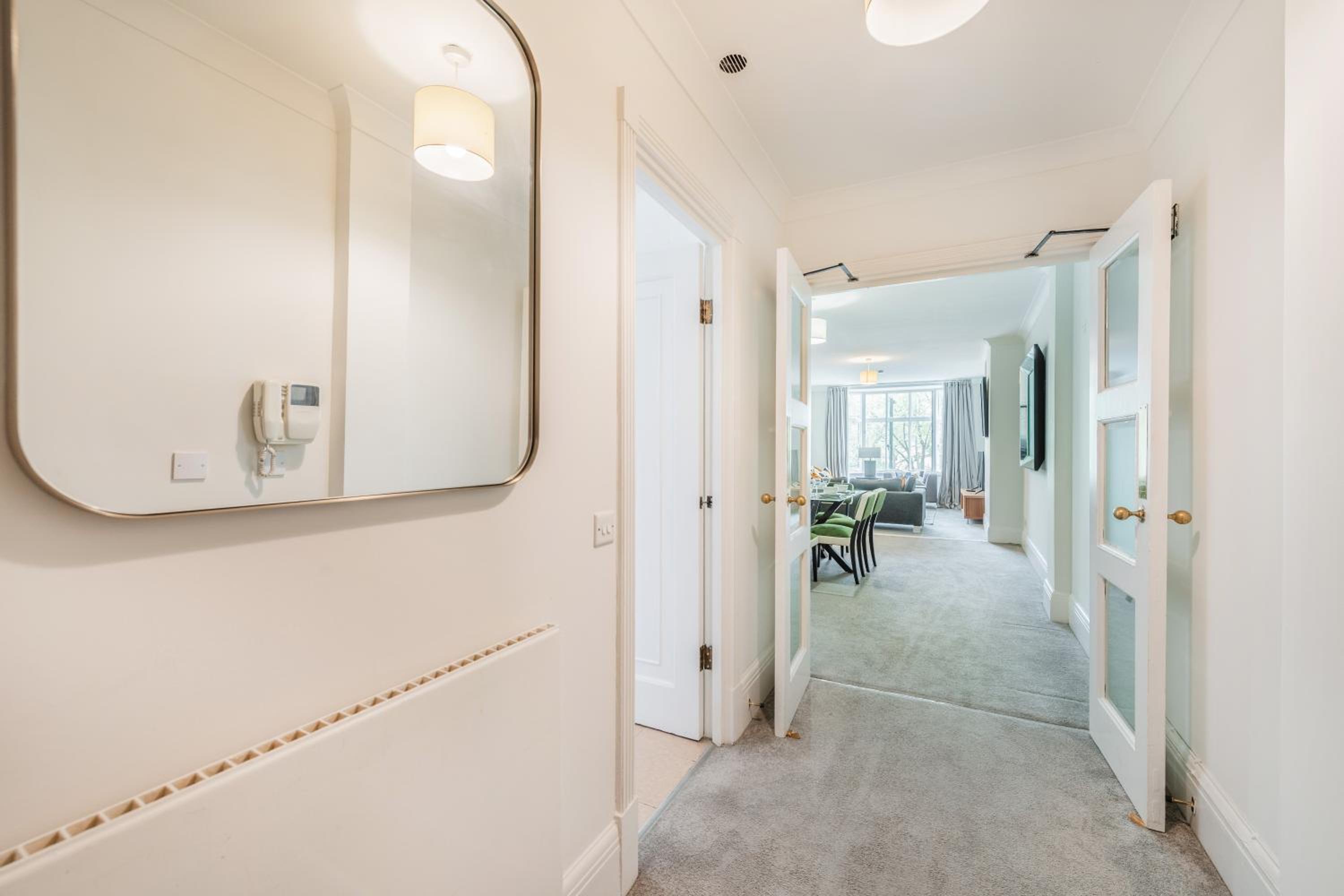 Strathmore Court Apartments