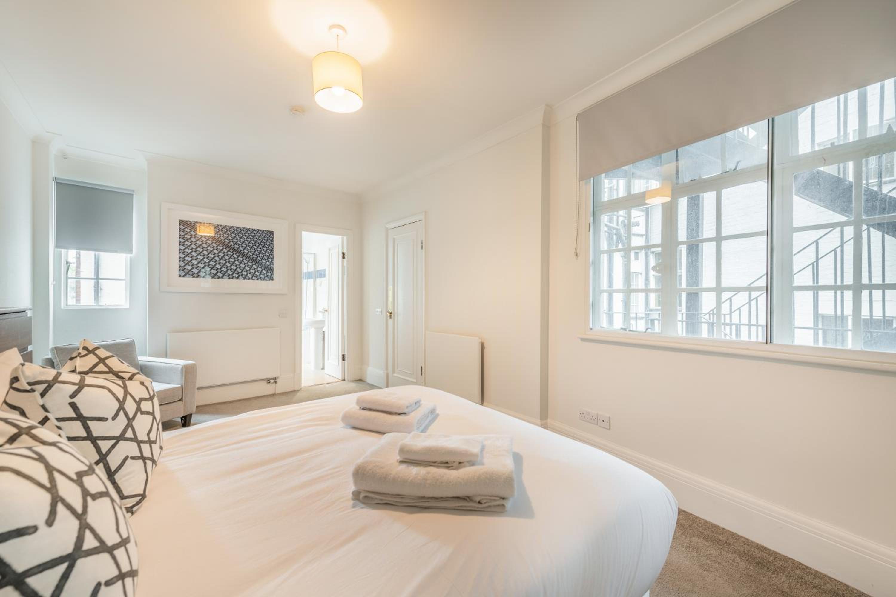 Strathmore Court Apartments