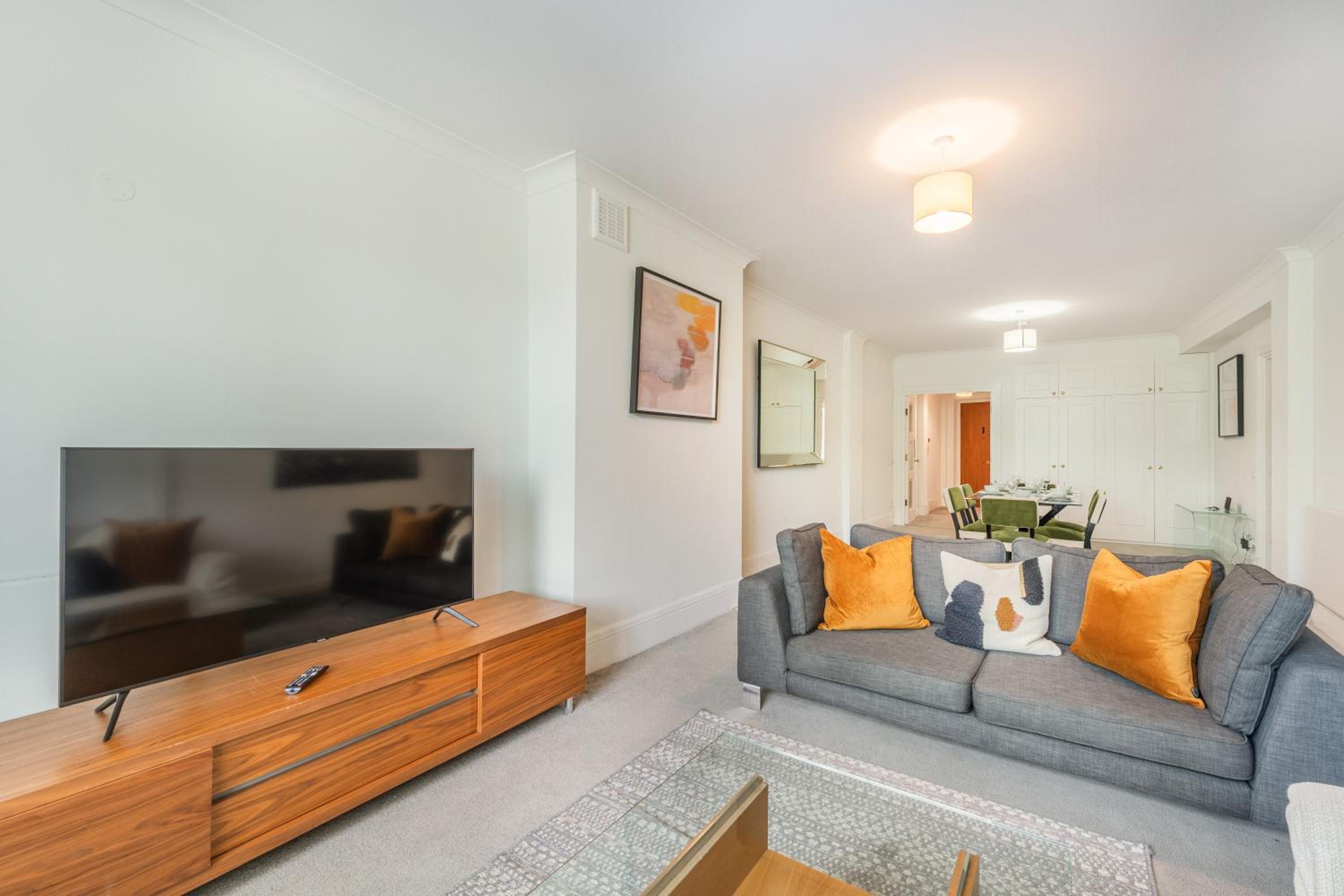 Strathmore Court Apartments