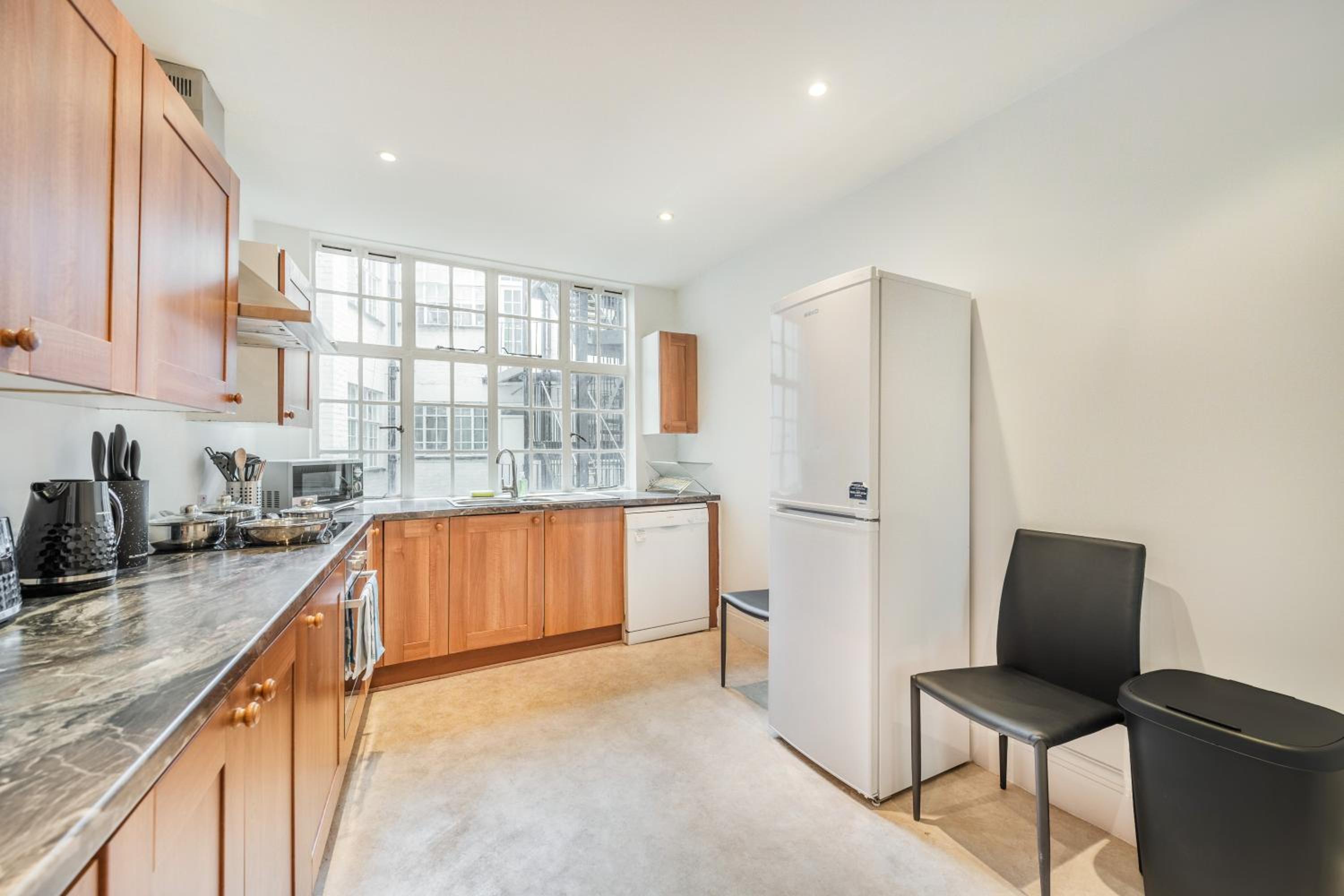 Strathmore Court Apartments