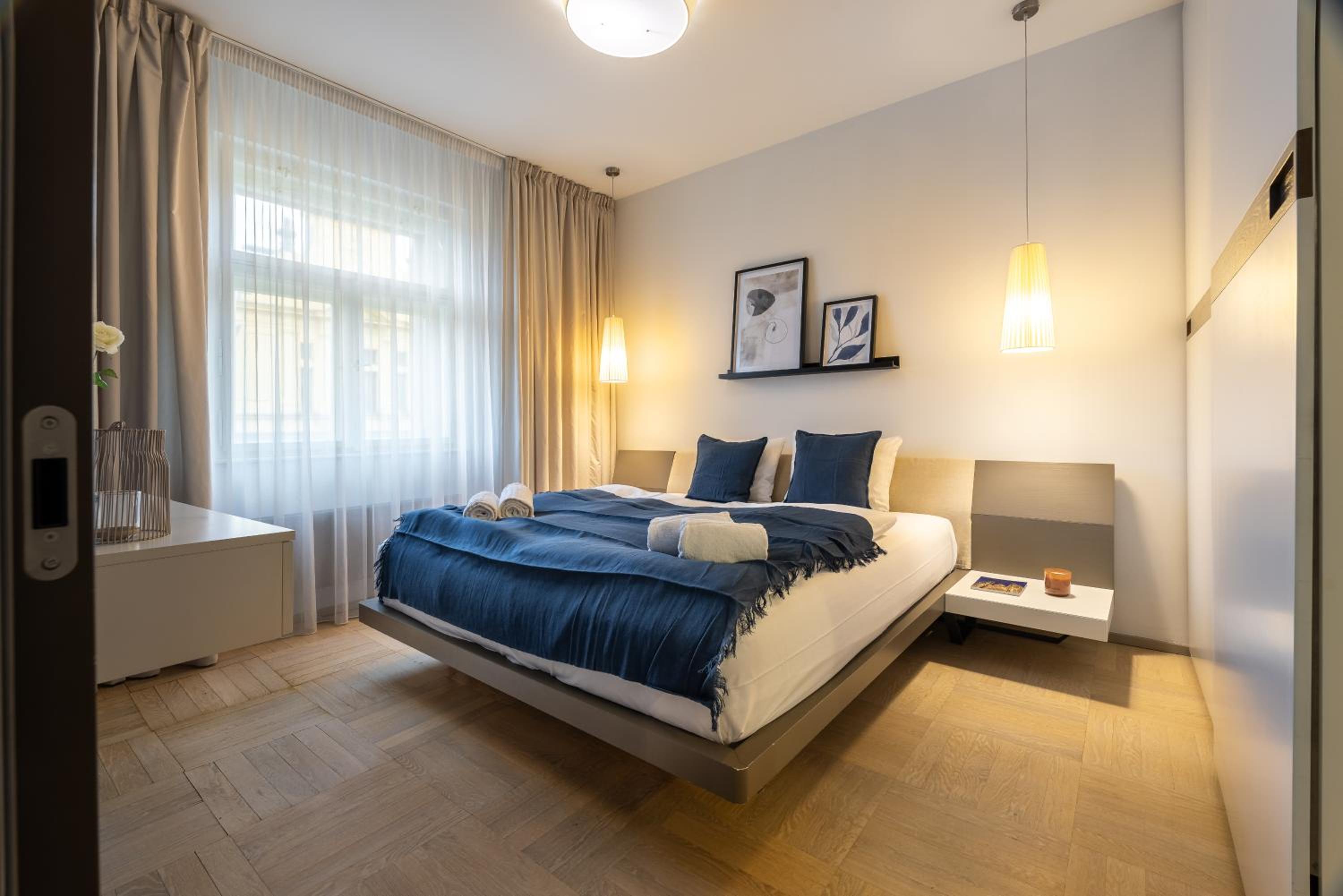 Chic & Central New Town Apartments by Easybnb Premium