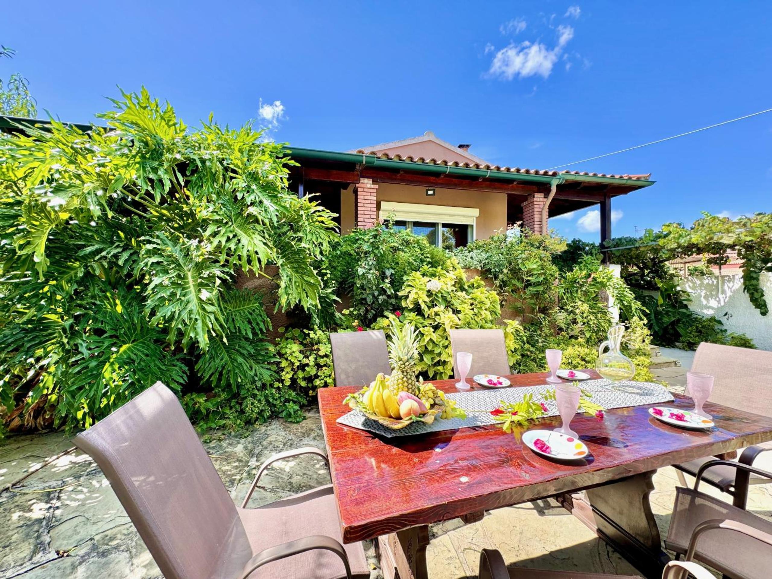 Beach Villa Night Flower with private pool by DadoVillas photo 4