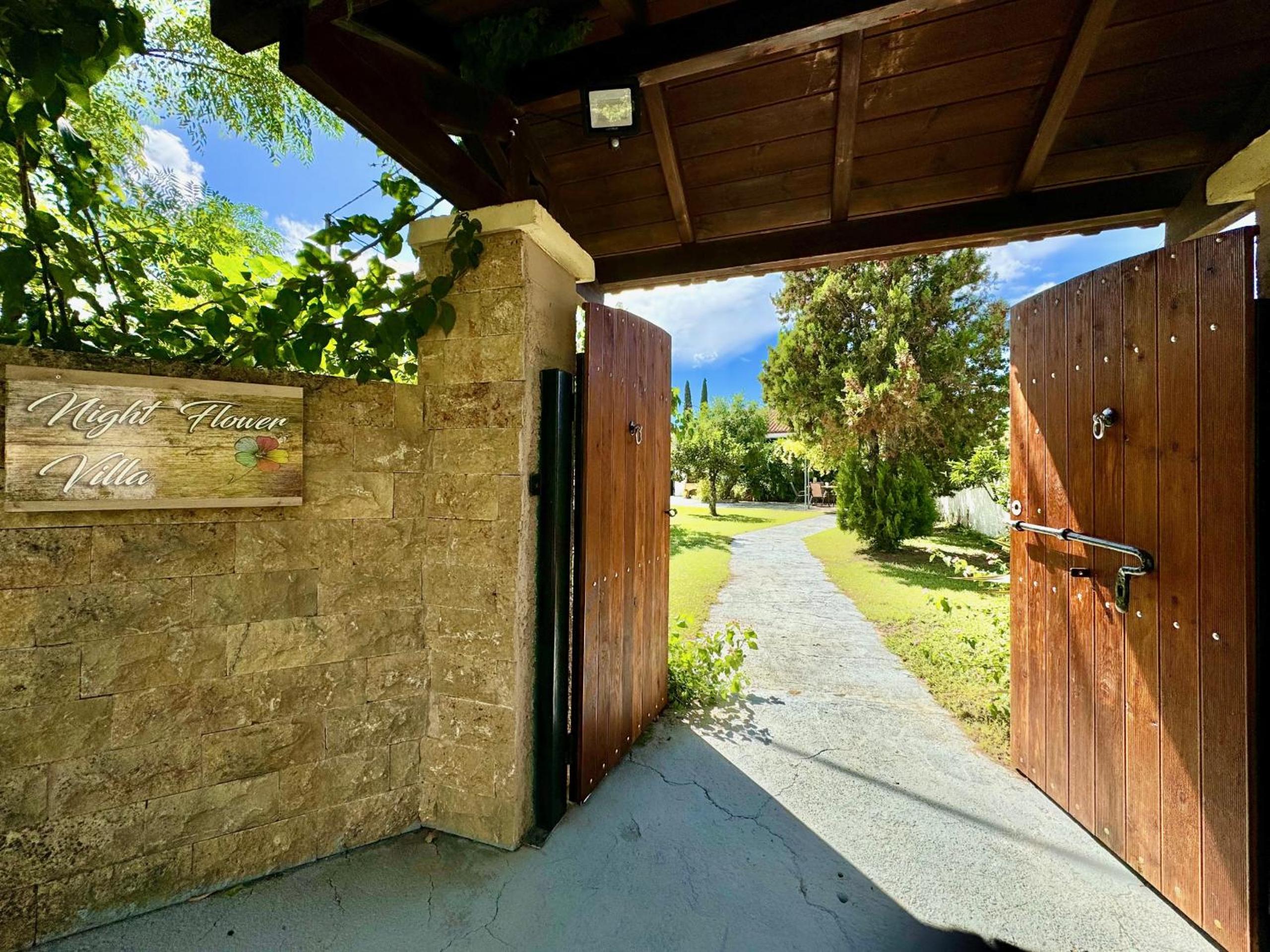 Beach Villa Night Flower with private pool by DadoVillas photo 5