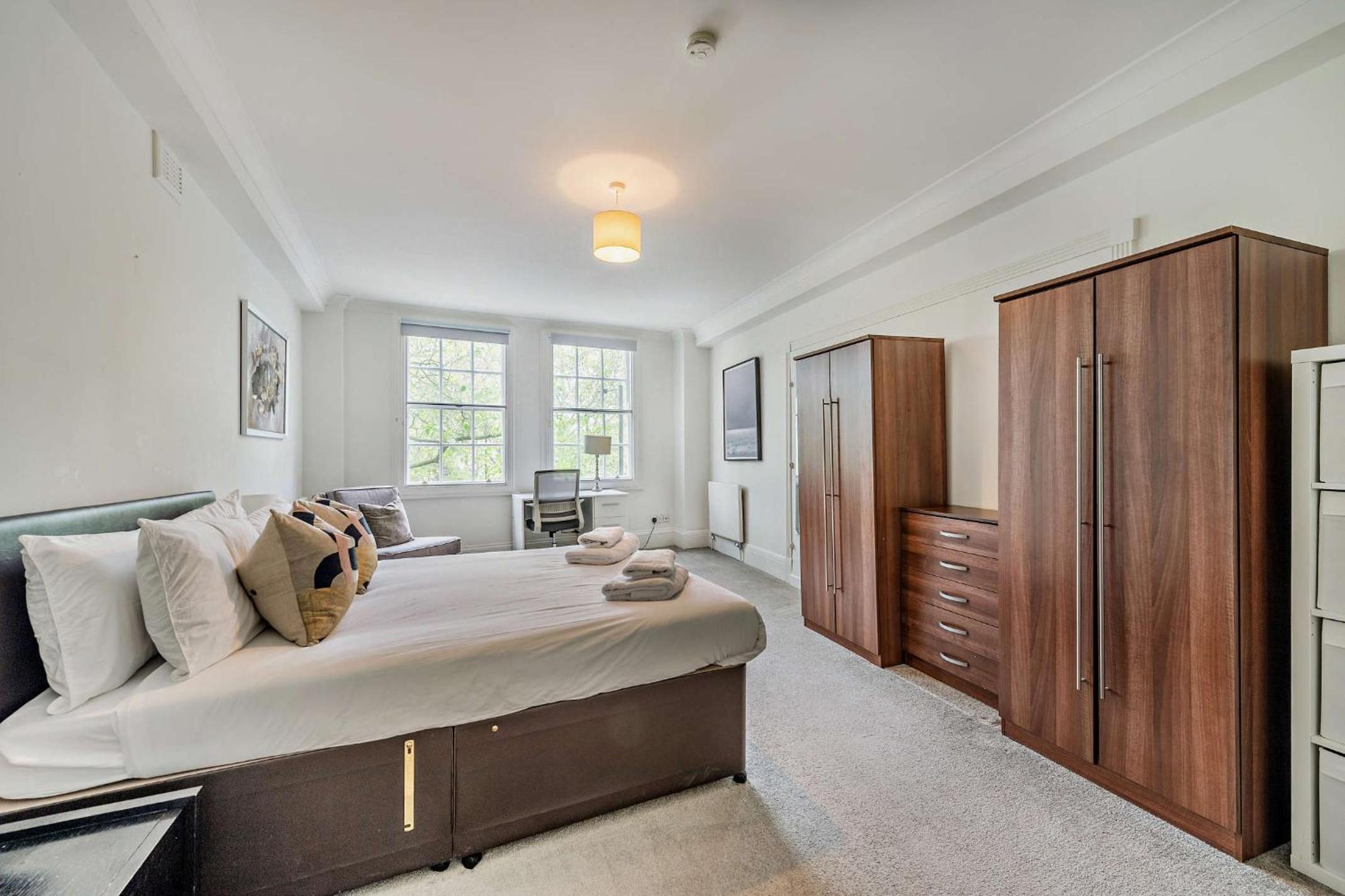Strathmore Court Apartments