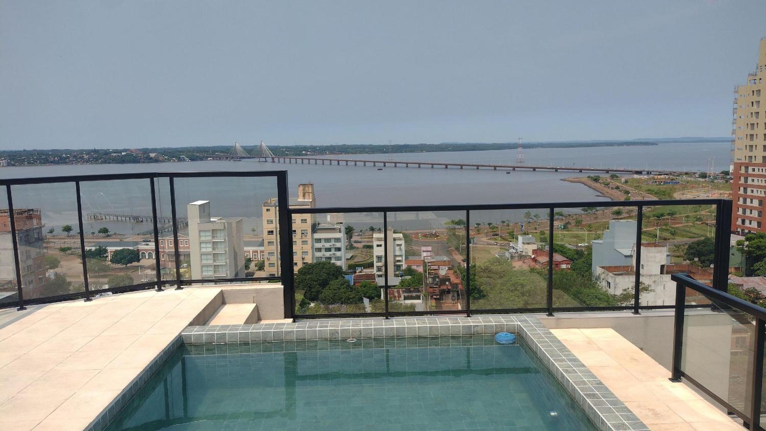 Céntrico Loft con Piscina y Balcón en Posadas