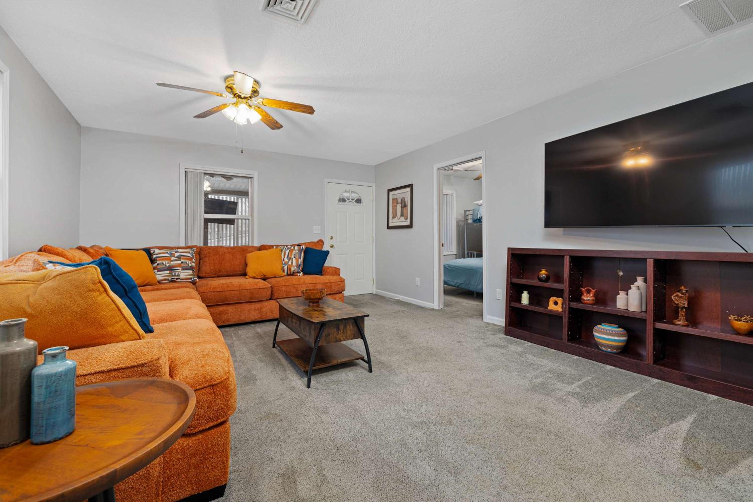 Coldwater Vacations - Cozy Lake Home Relax  Unwind - Property Image 1