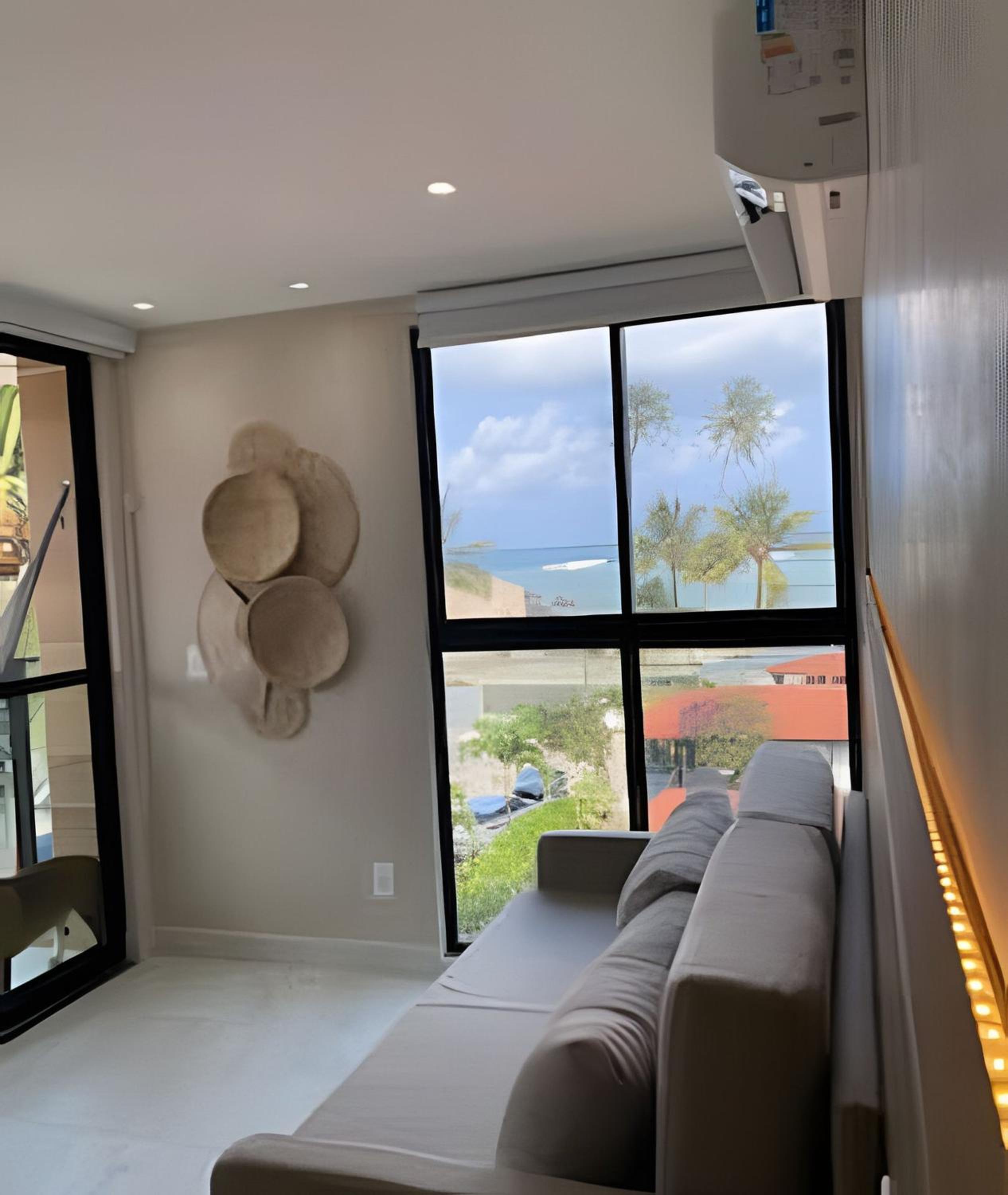Beachfront flat at Porto de Galinhas beach, close to the natural pools.