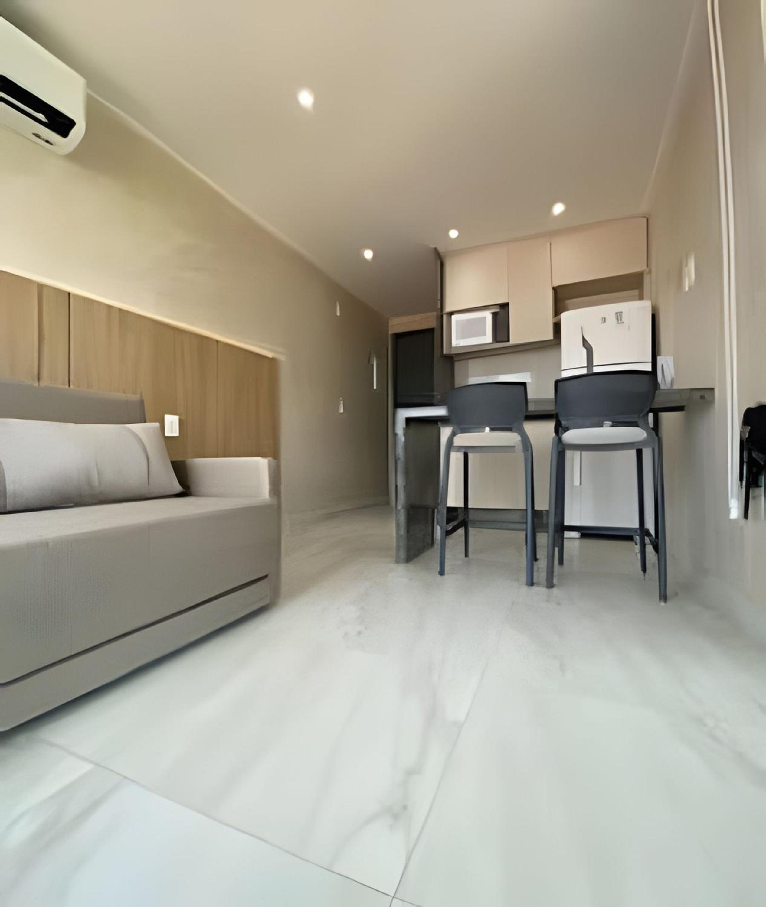 Beachfront flat at Porto de Galinhas beach, close to the natural pools.