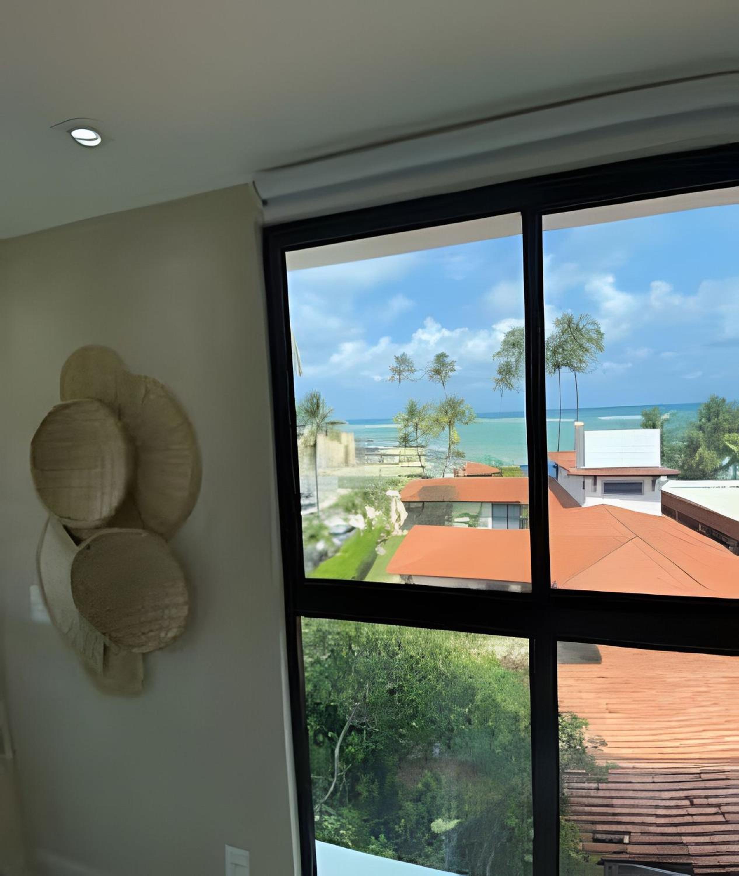 Beachfront flat at Porto de Galinhas beach, close to the natural pools.