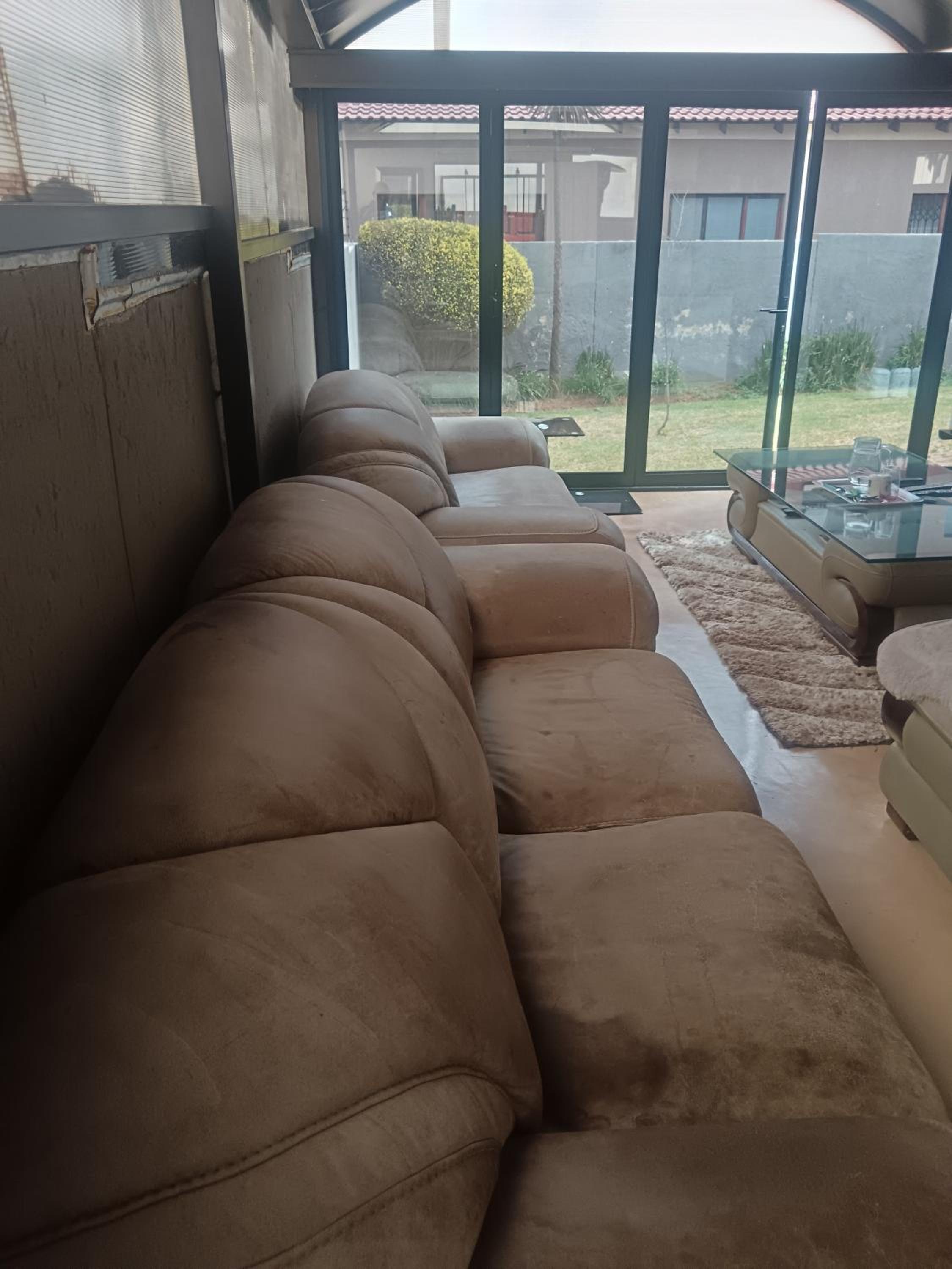 Fully furnished spacious cottage