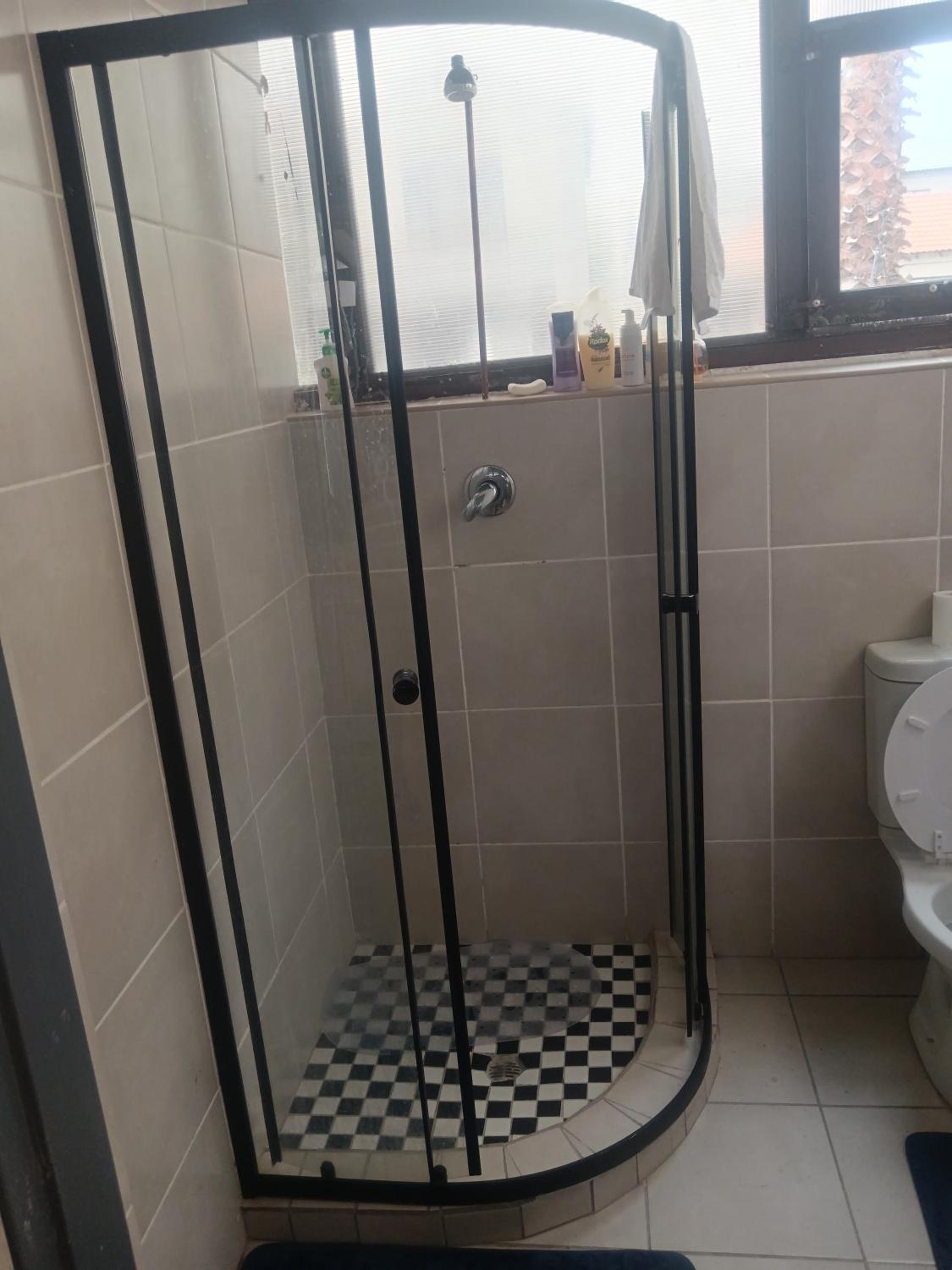 Fully furnished spacious cottage