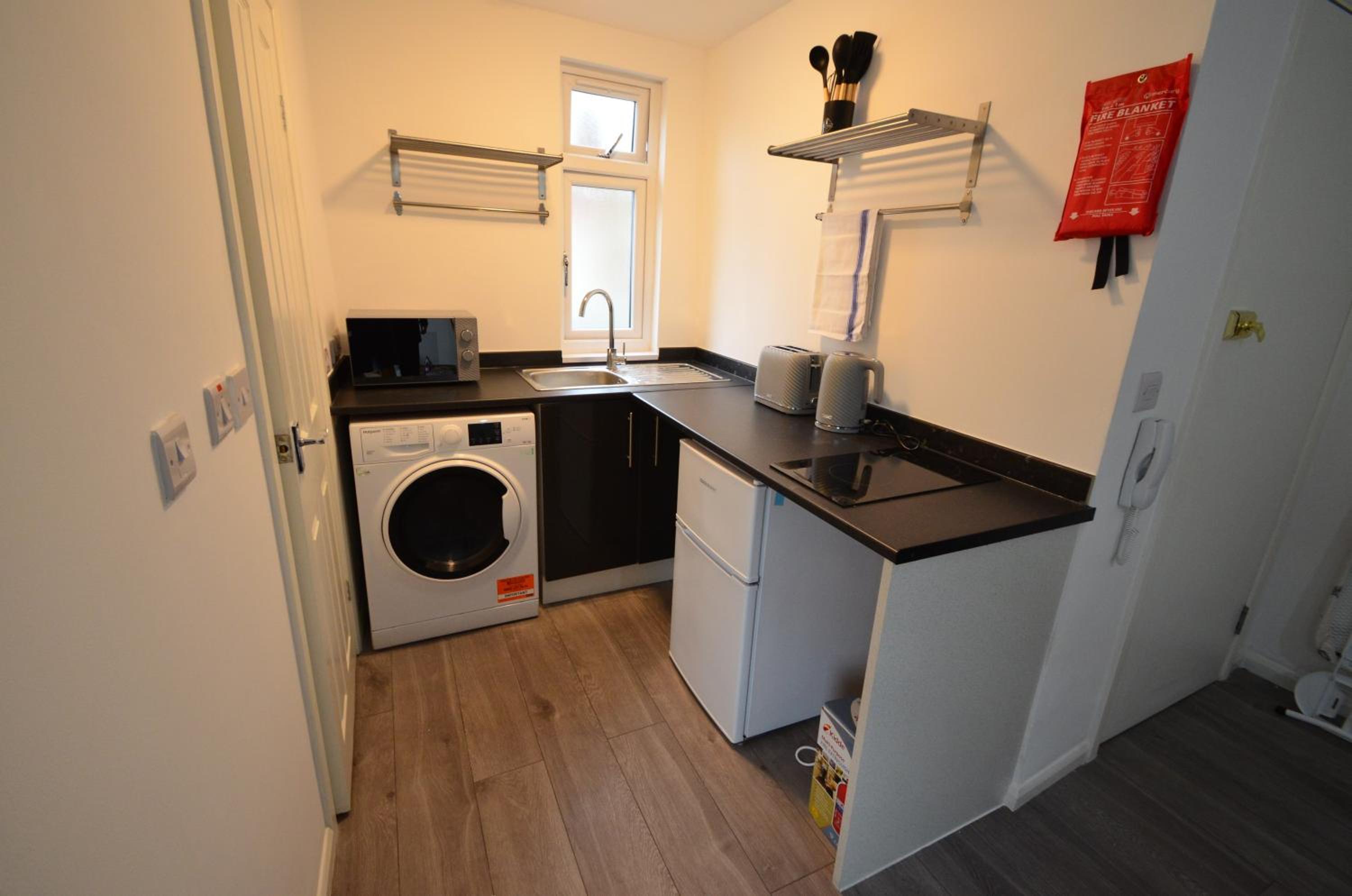 Hackney E5 - Perfect for Couples getaway