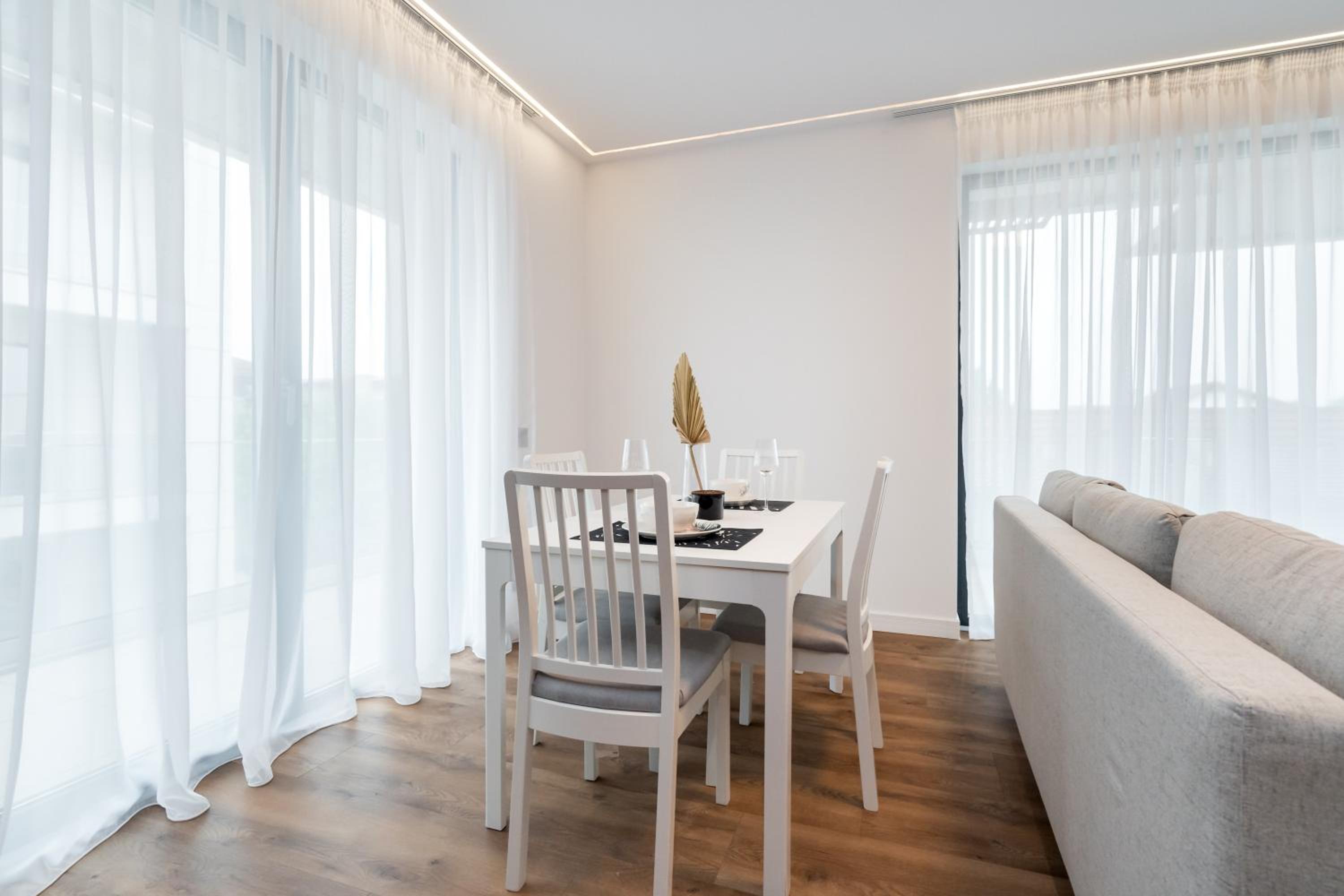 La Vie á Iancu view 3