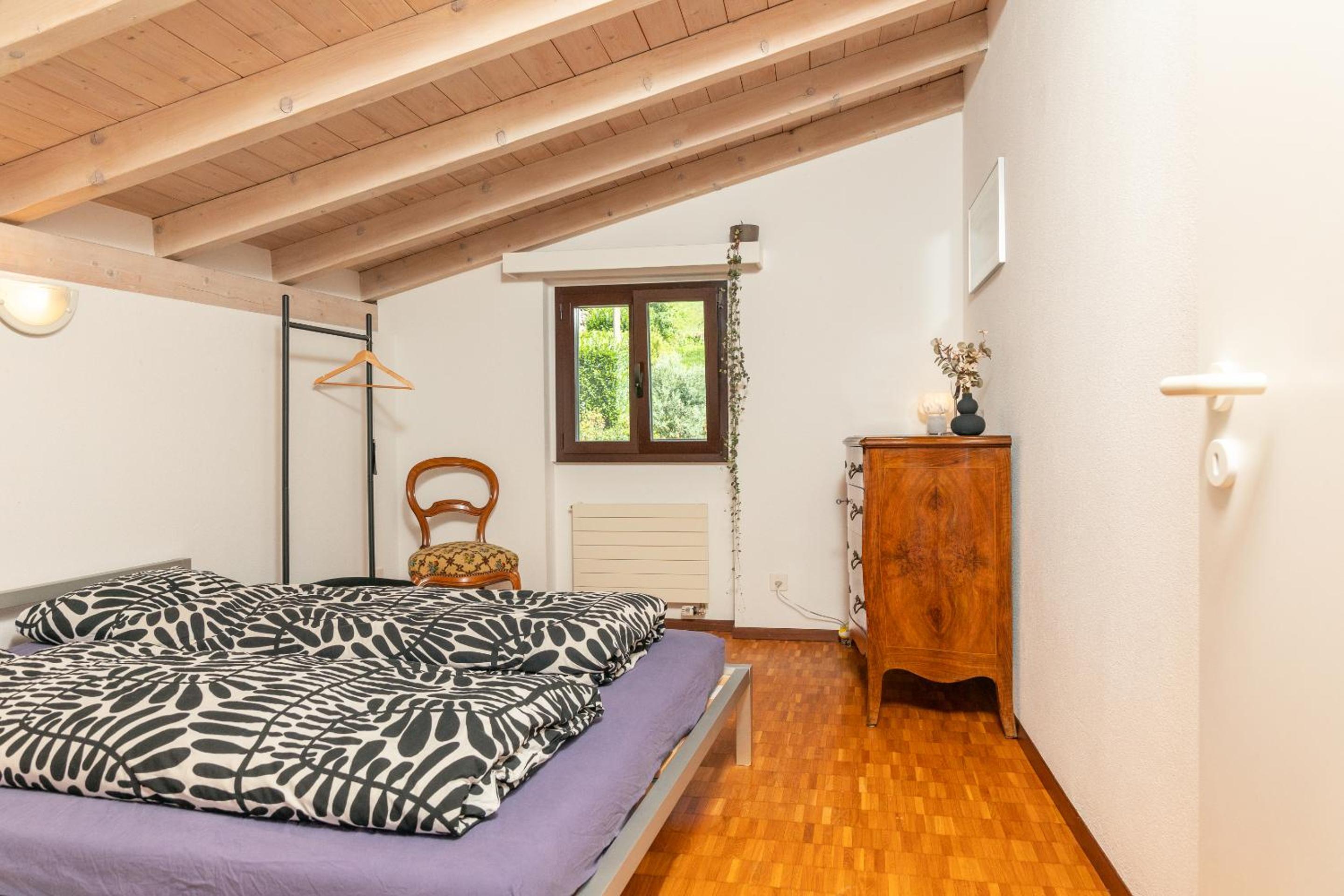 Cà Armonia 2 Lake & Mountain View Apartment