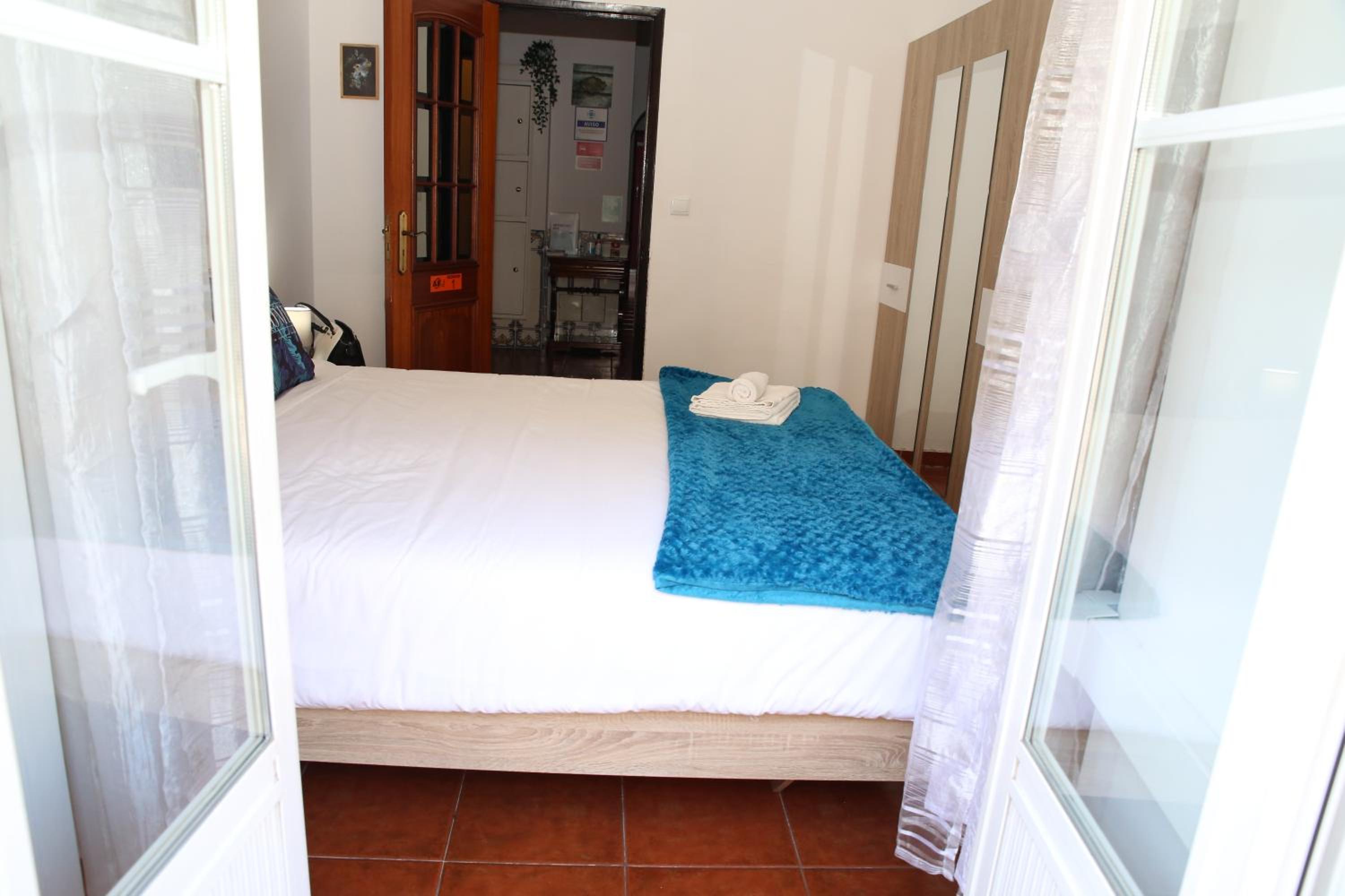 Bedroom Elegance Blue view 3