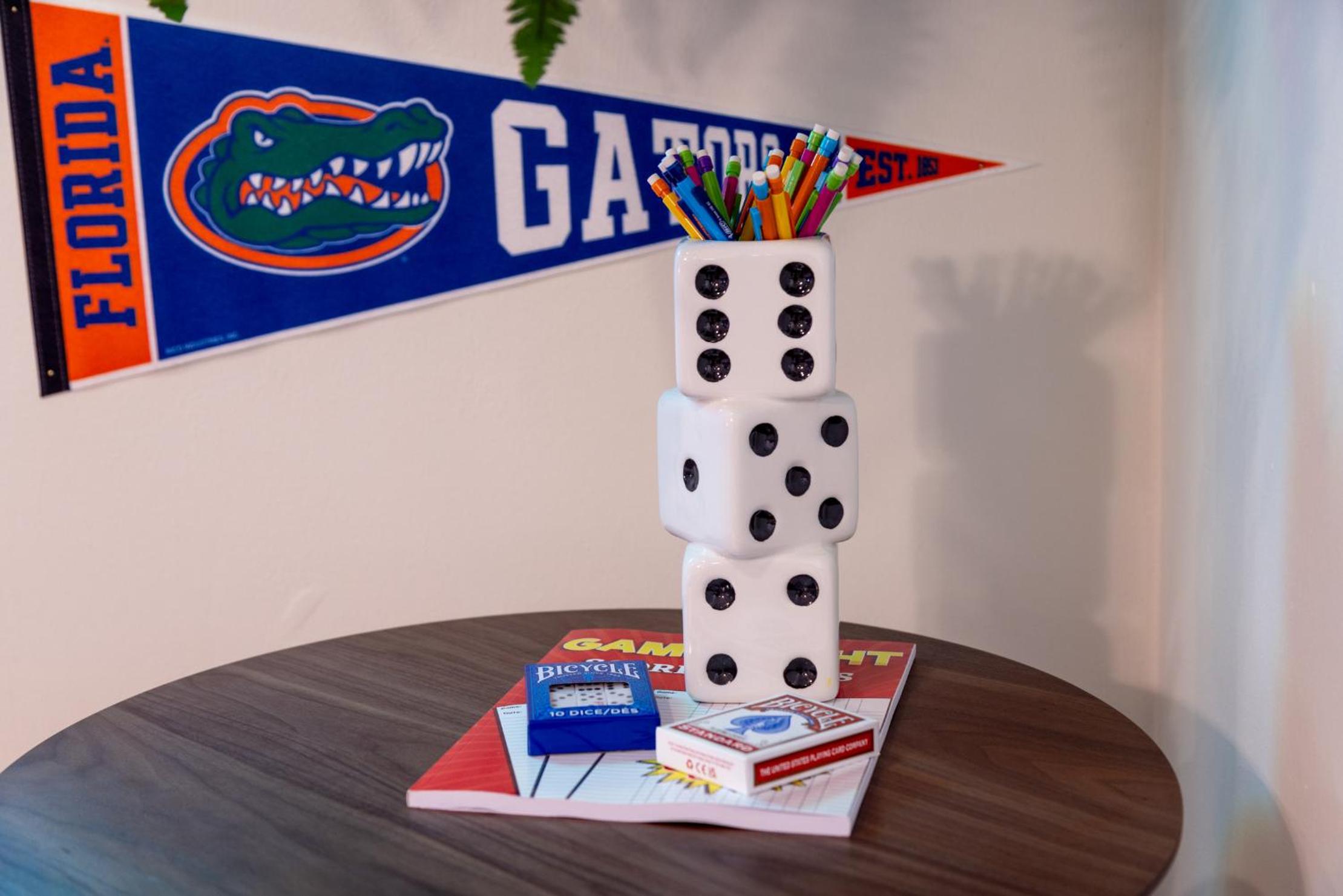 4bd Gator Grove Villa - Backyard - Games - Near UF view 4