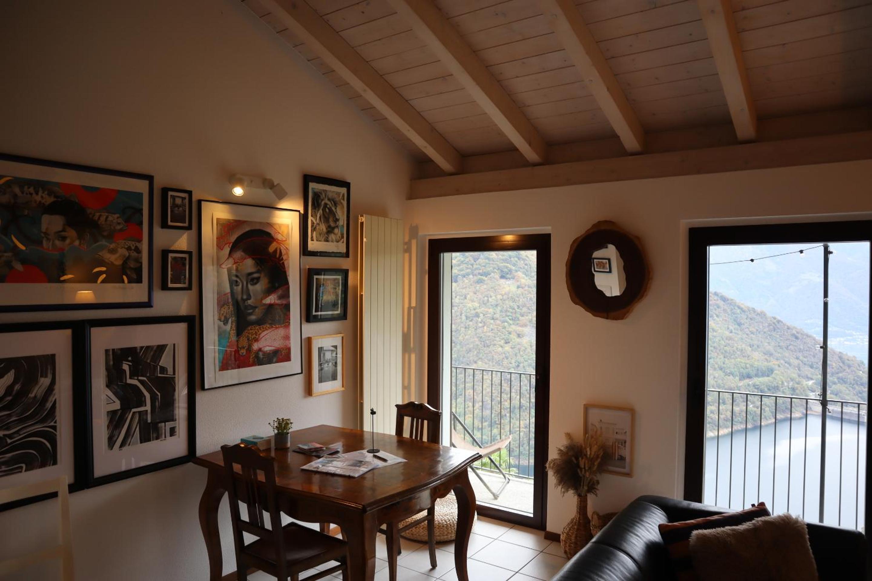 Cà Armonia 2 Lake & Mountain View Apartment