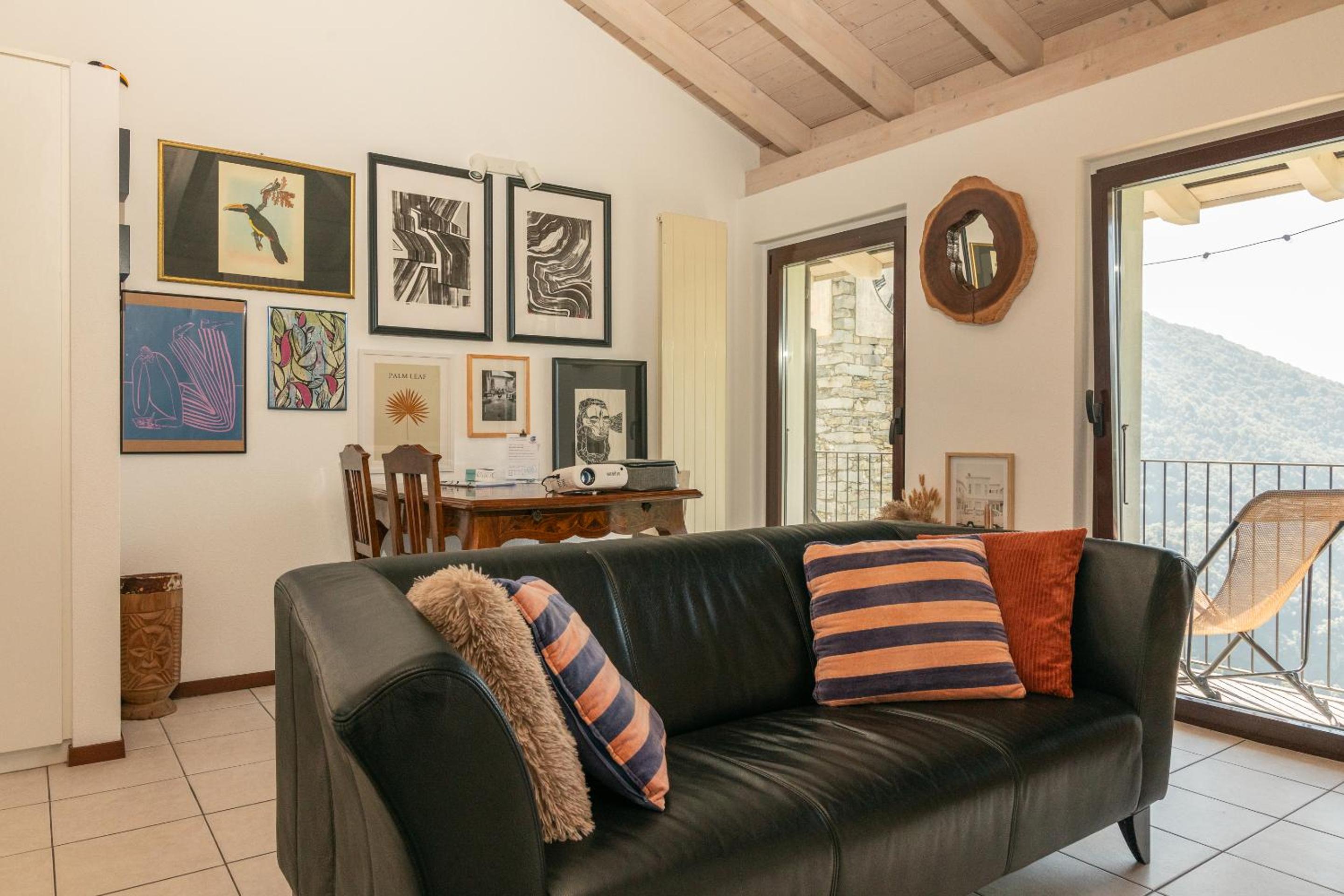 Cà Armonia 2 Lake & Mountain View Apartment