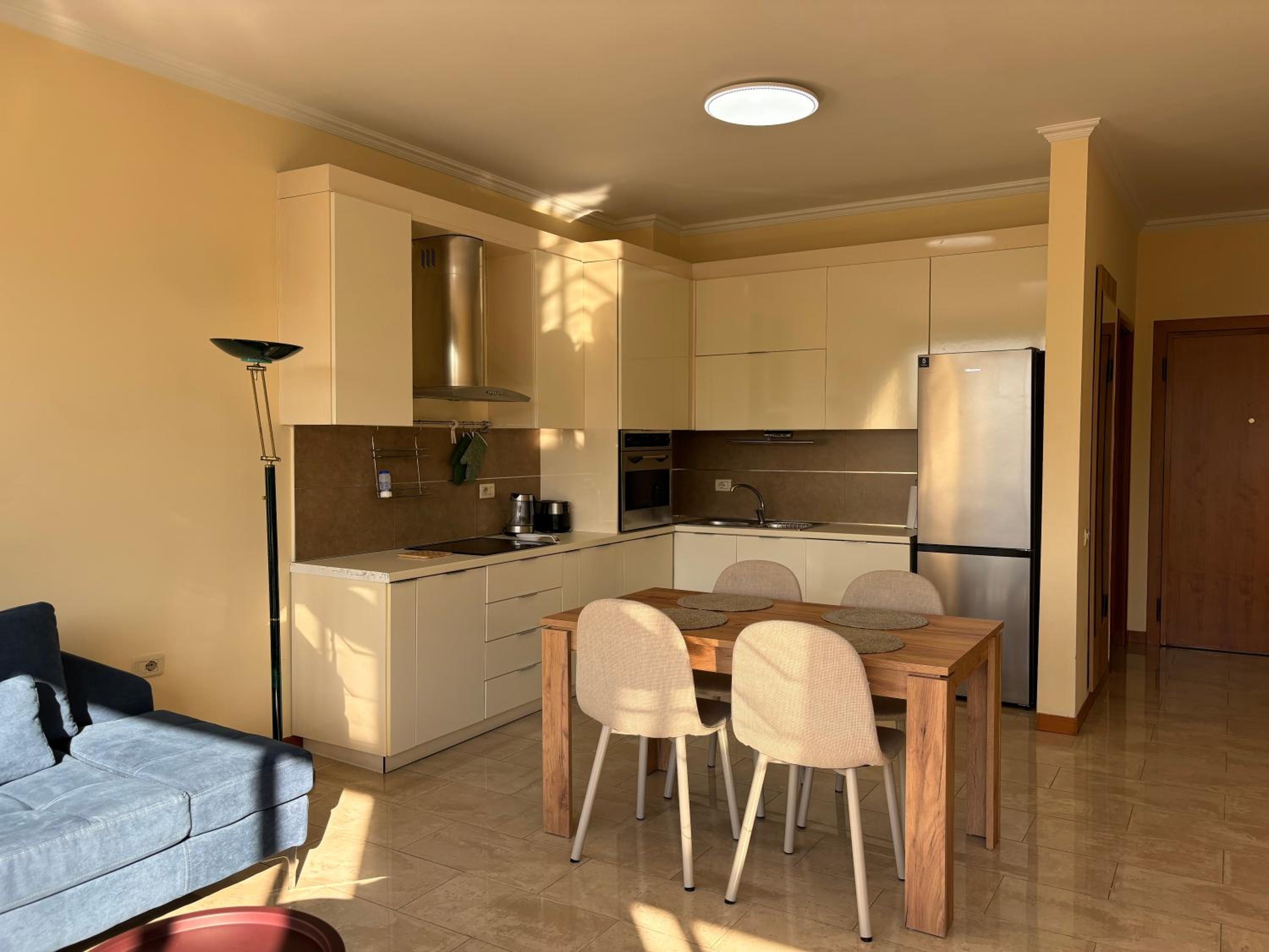 Next to Blloku 2-BDR Spacious Apartment