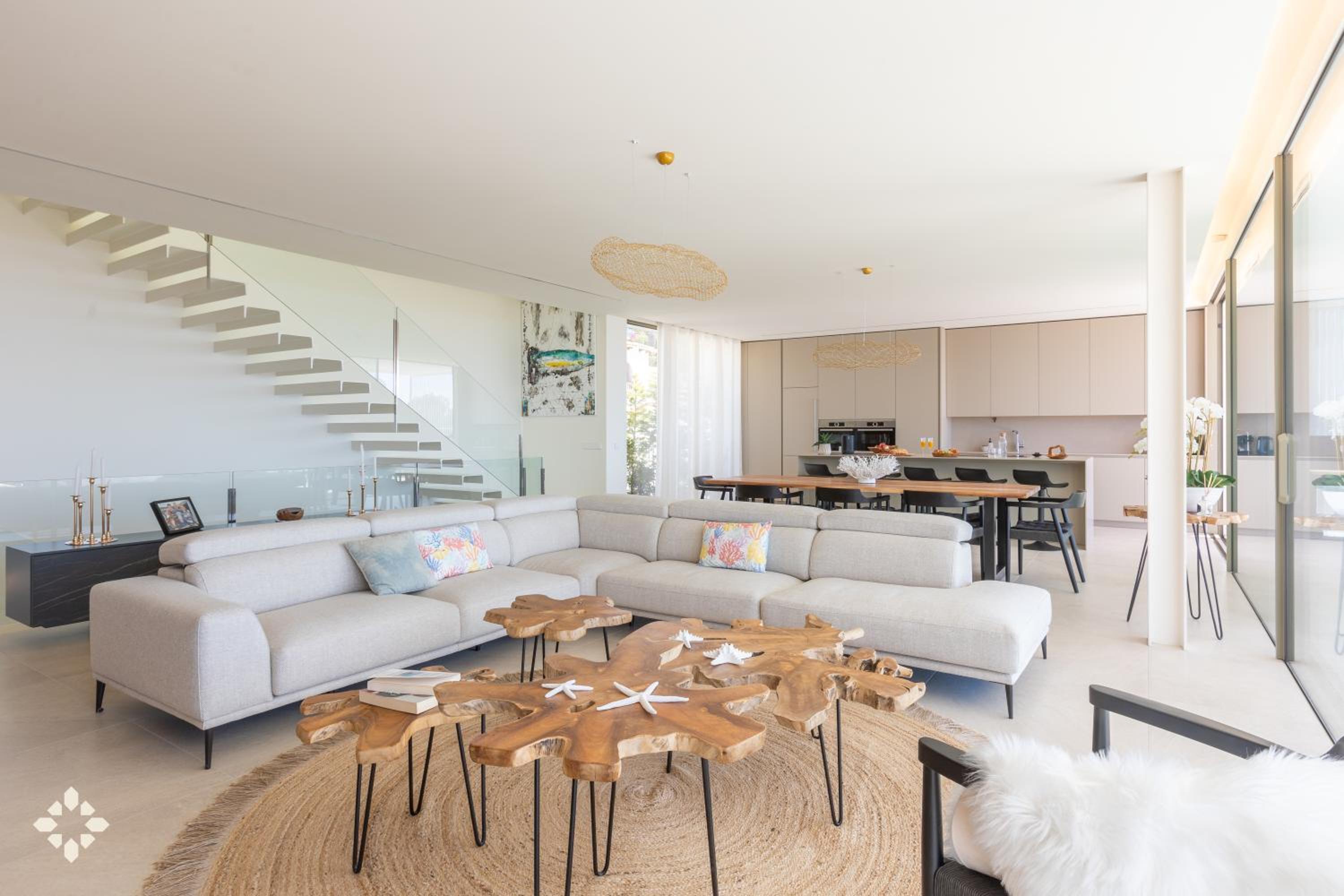 Villa Roca Blanca by Abahana Luxe