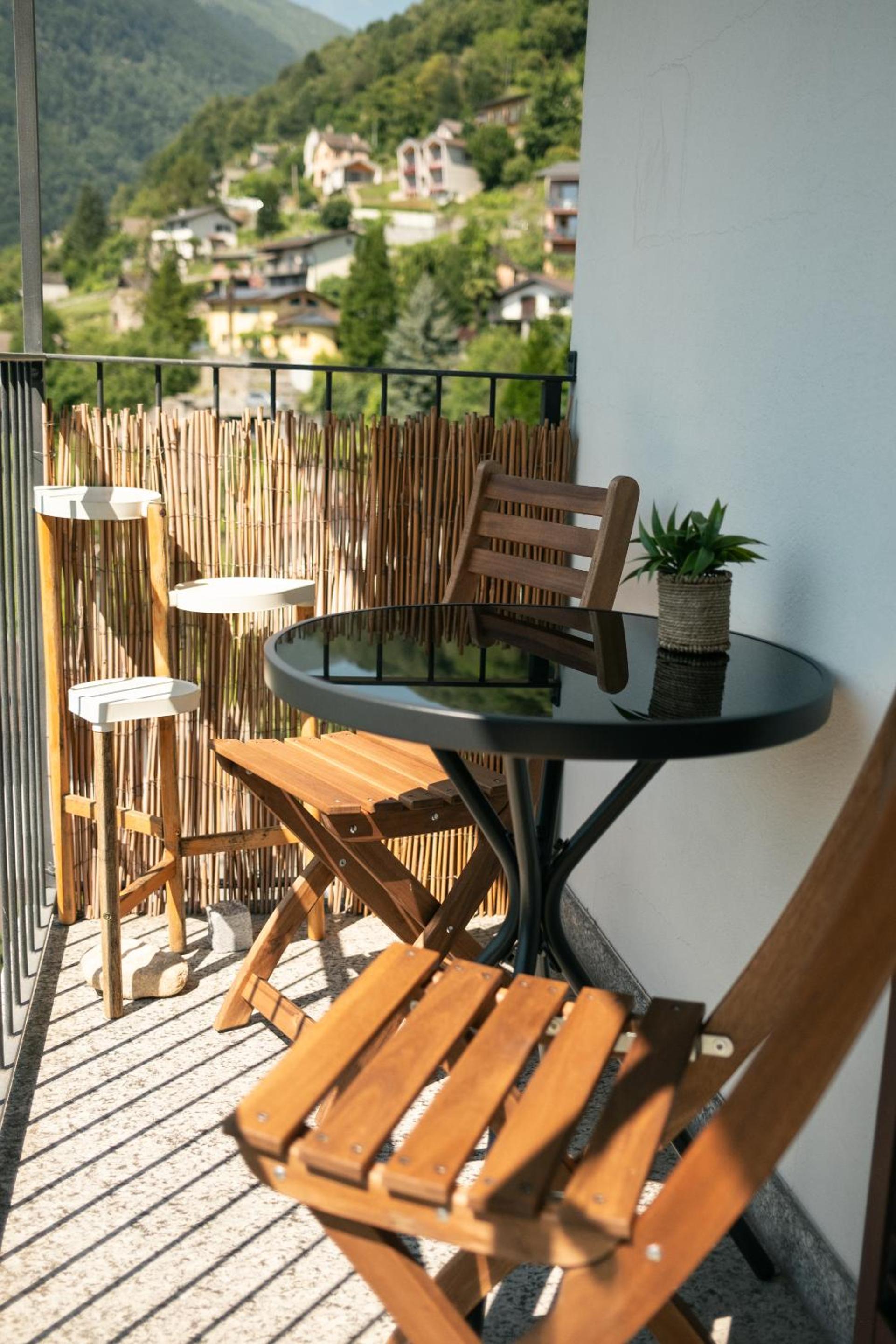 Cà Armonia 2 Lake & Mountain View Apartment