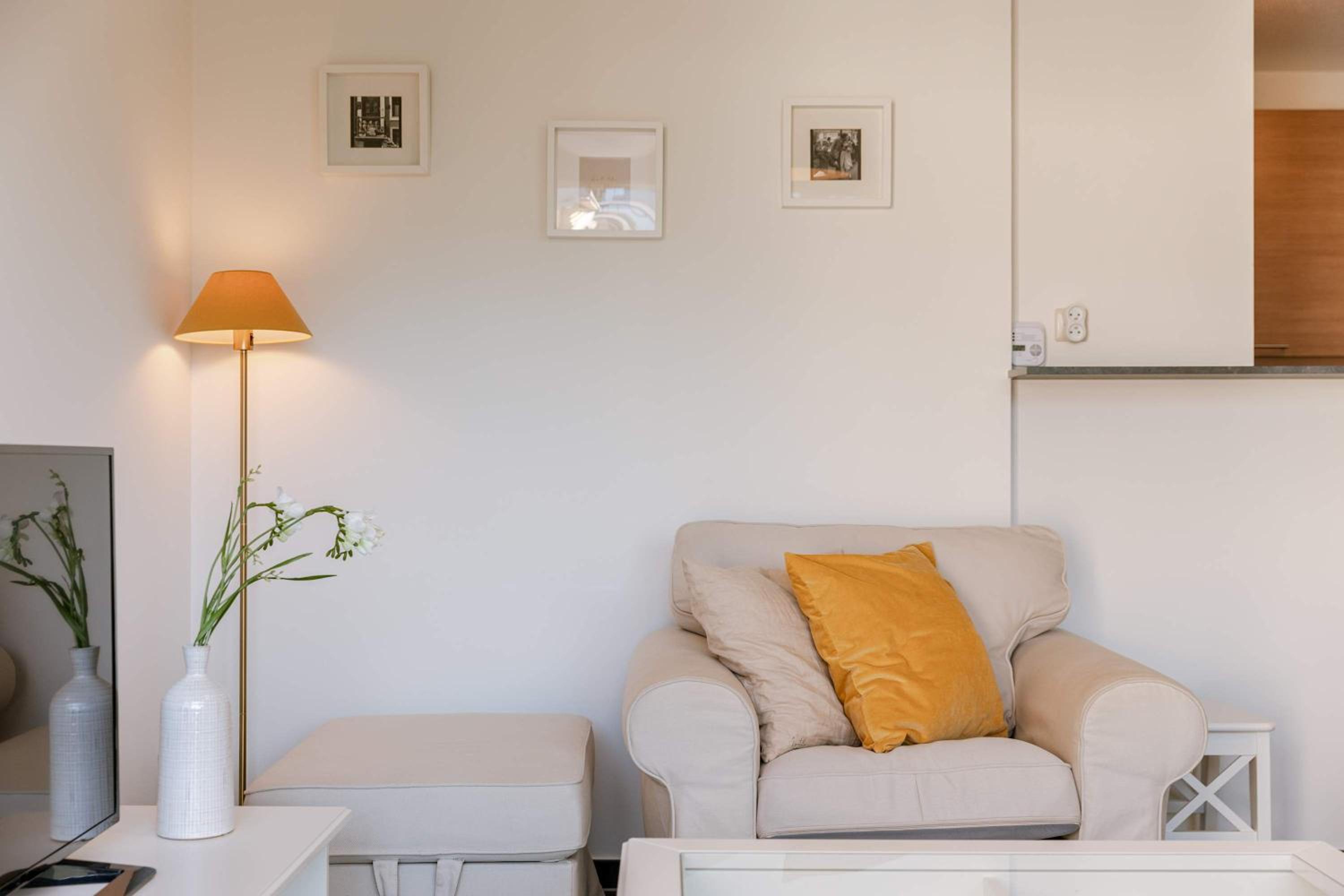 Cozy apartment for 4 with parking