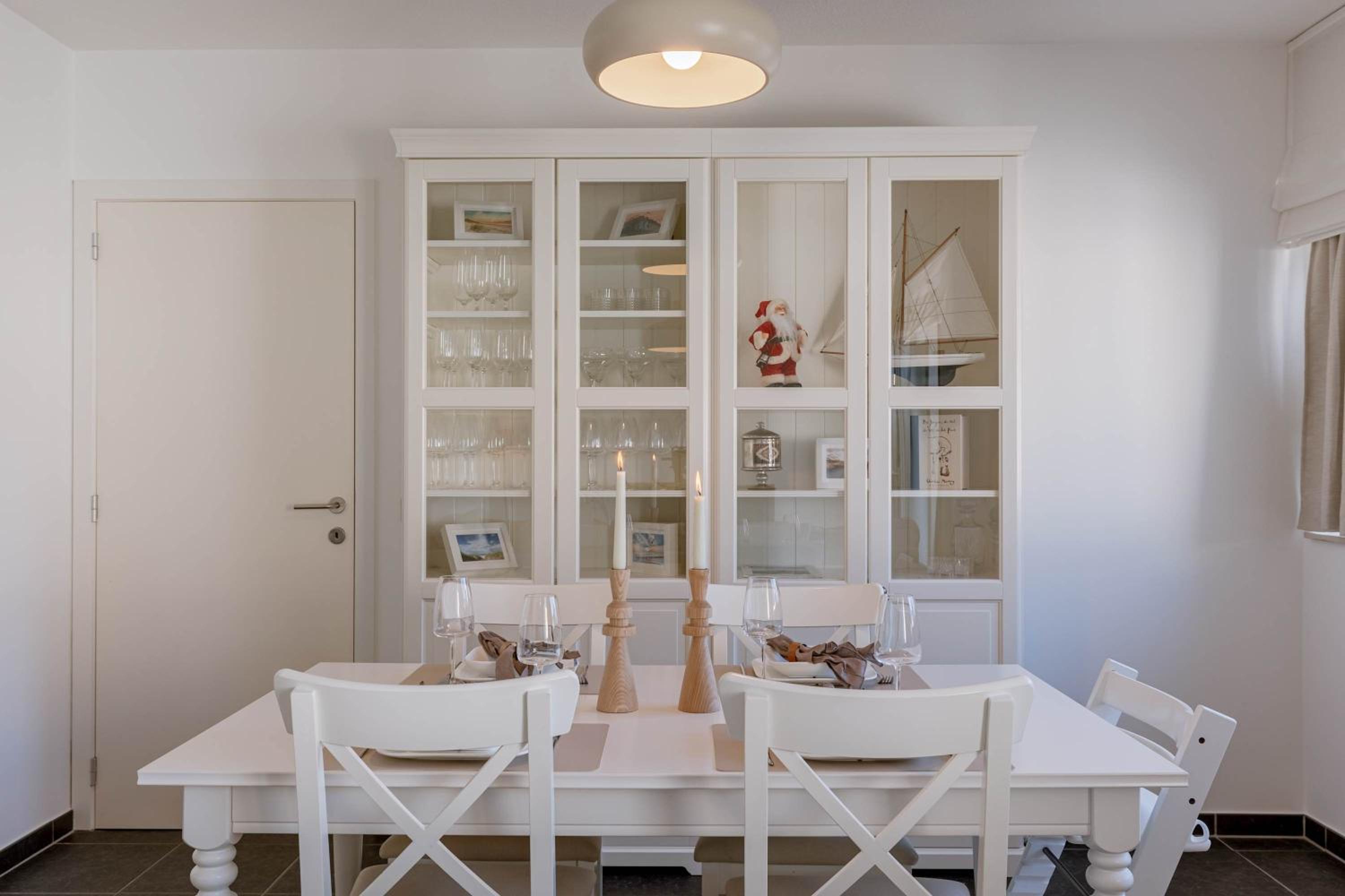 Cozy apartment for 4 with parking