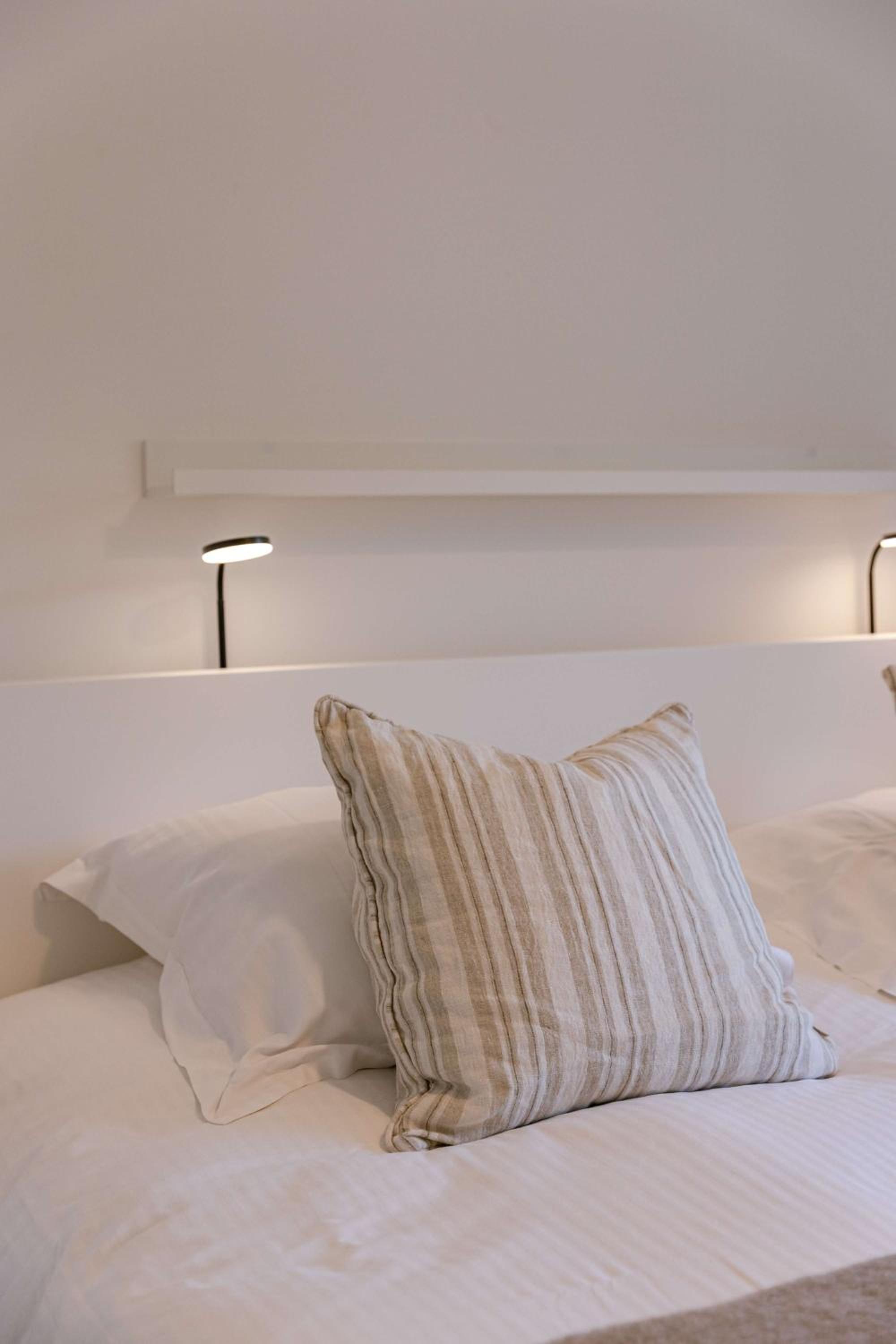 Cozy apartment for 4 with parking