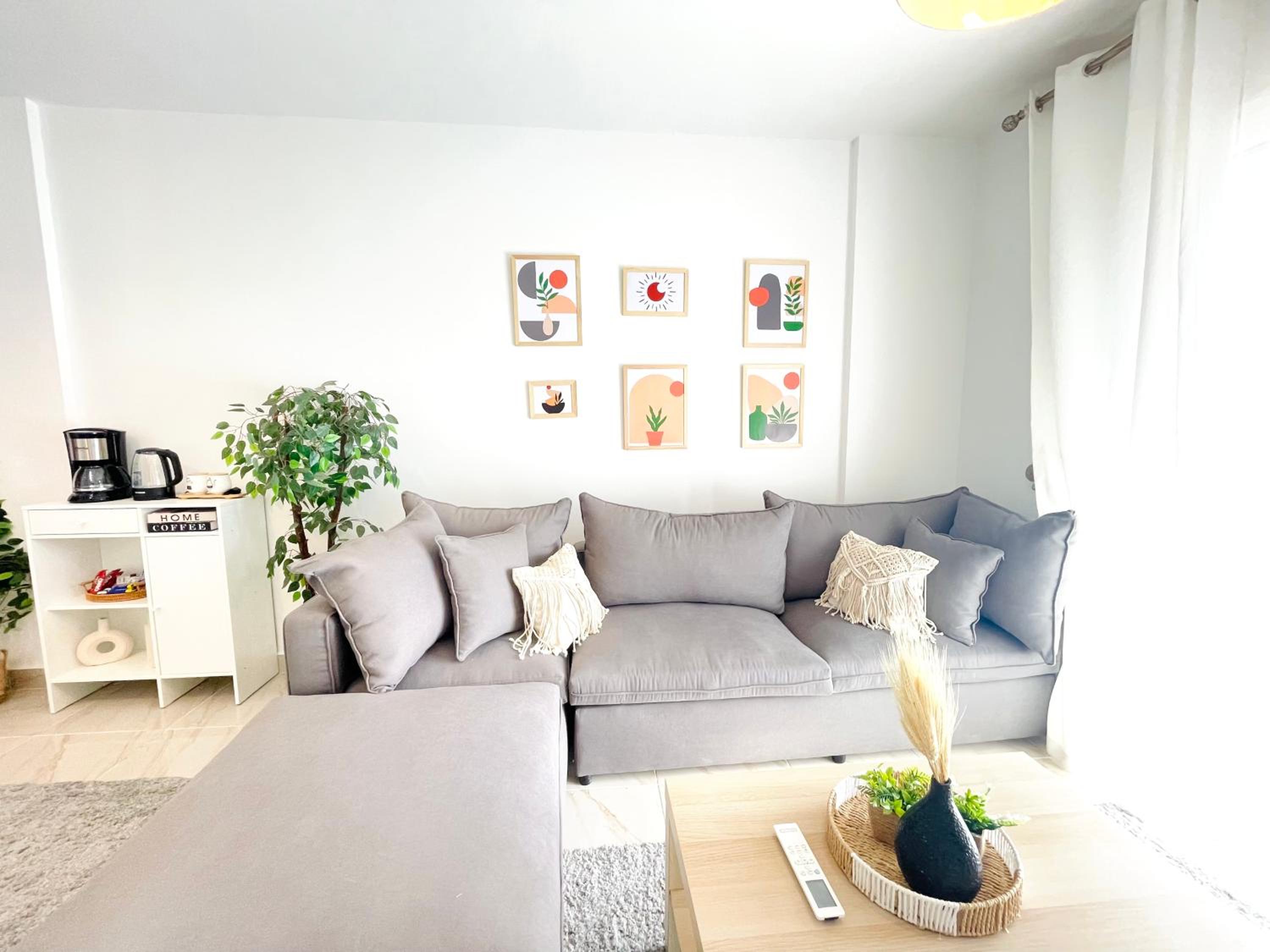 Tajdar Home