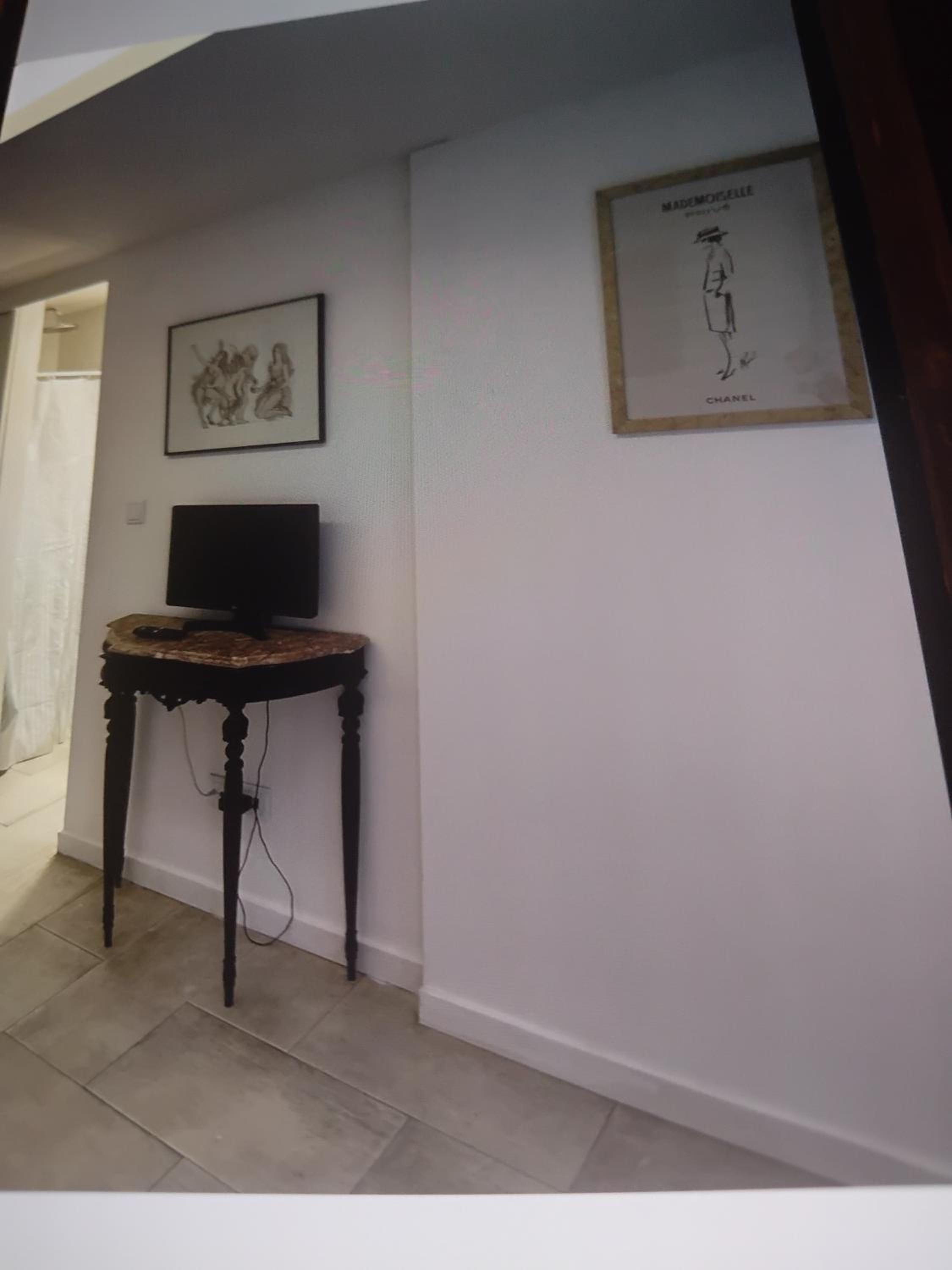 Nice studio in the very heart view 2