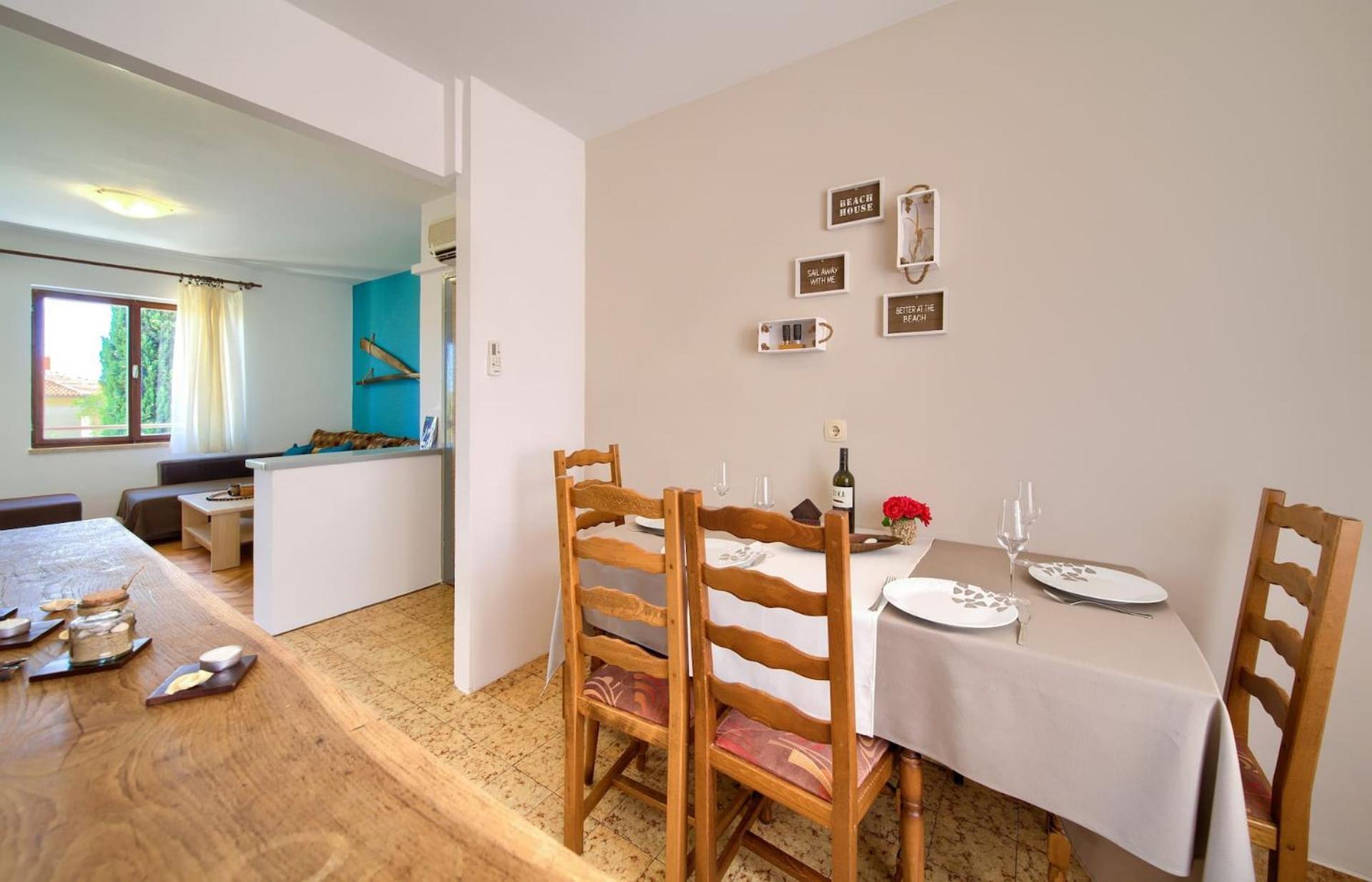 Apartment DiSente with Sea view