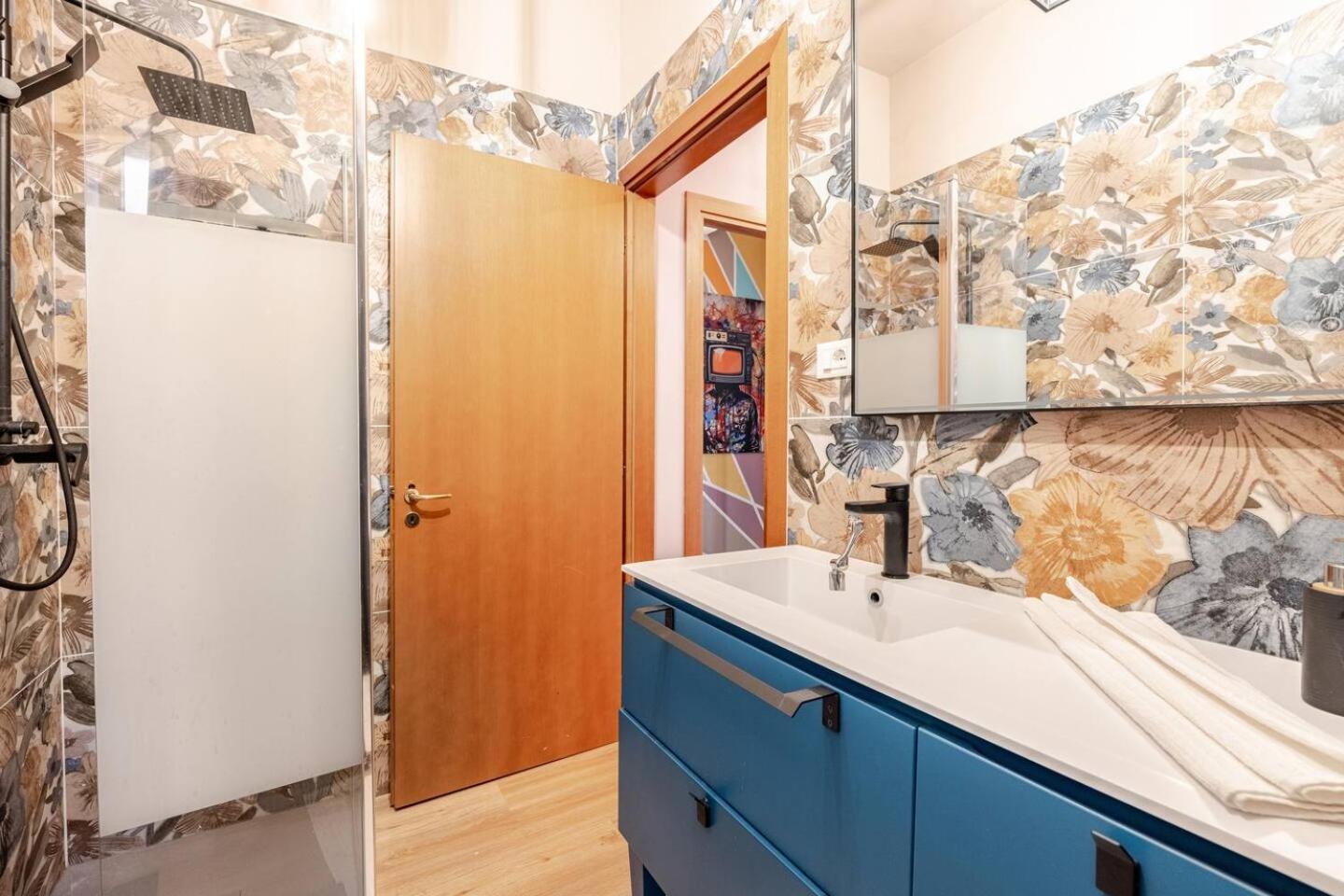 Fly Park B&B Bologna 50 POSTI AUTO 13 POSTI LETTO