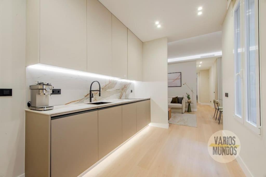 Luxury Apt Céntrico en Calle Barbieri-Centro