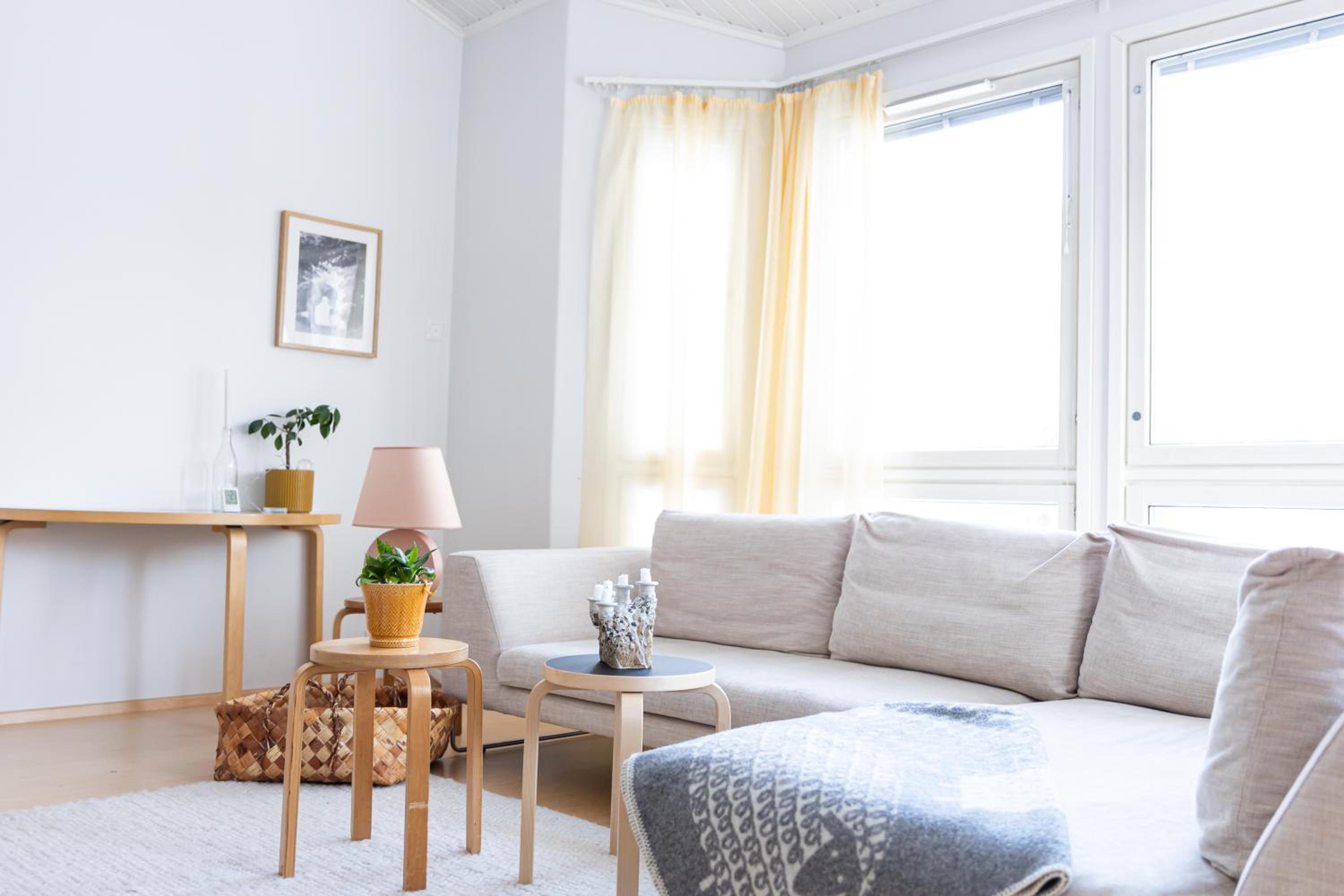 Winter Villa Kylväjä by BookLapland