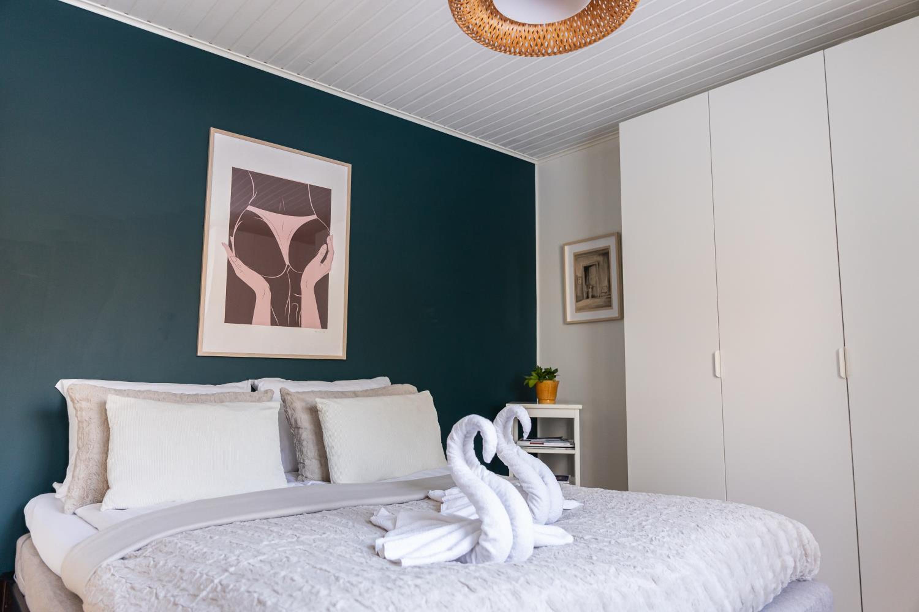 Winter Villa Kylväjä by BookLapland
