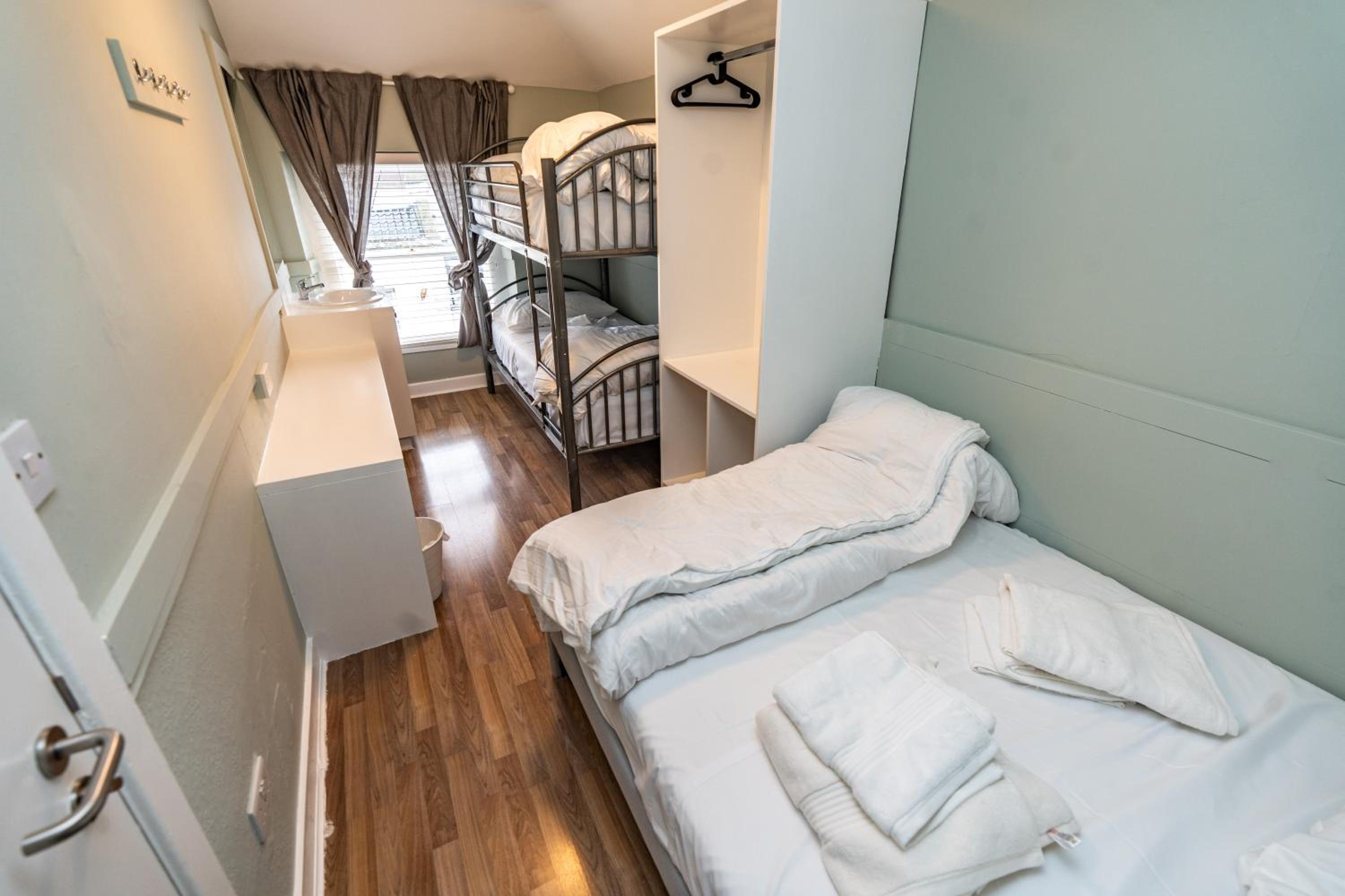 Talbot Street Guest House