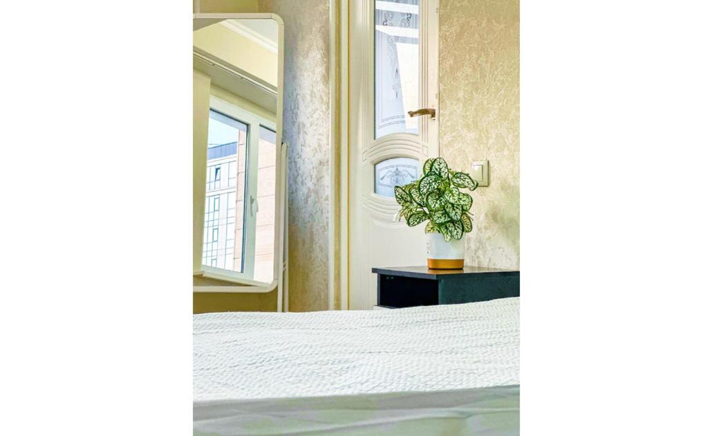 Deluxe apartments in the Center of Almaty view 4