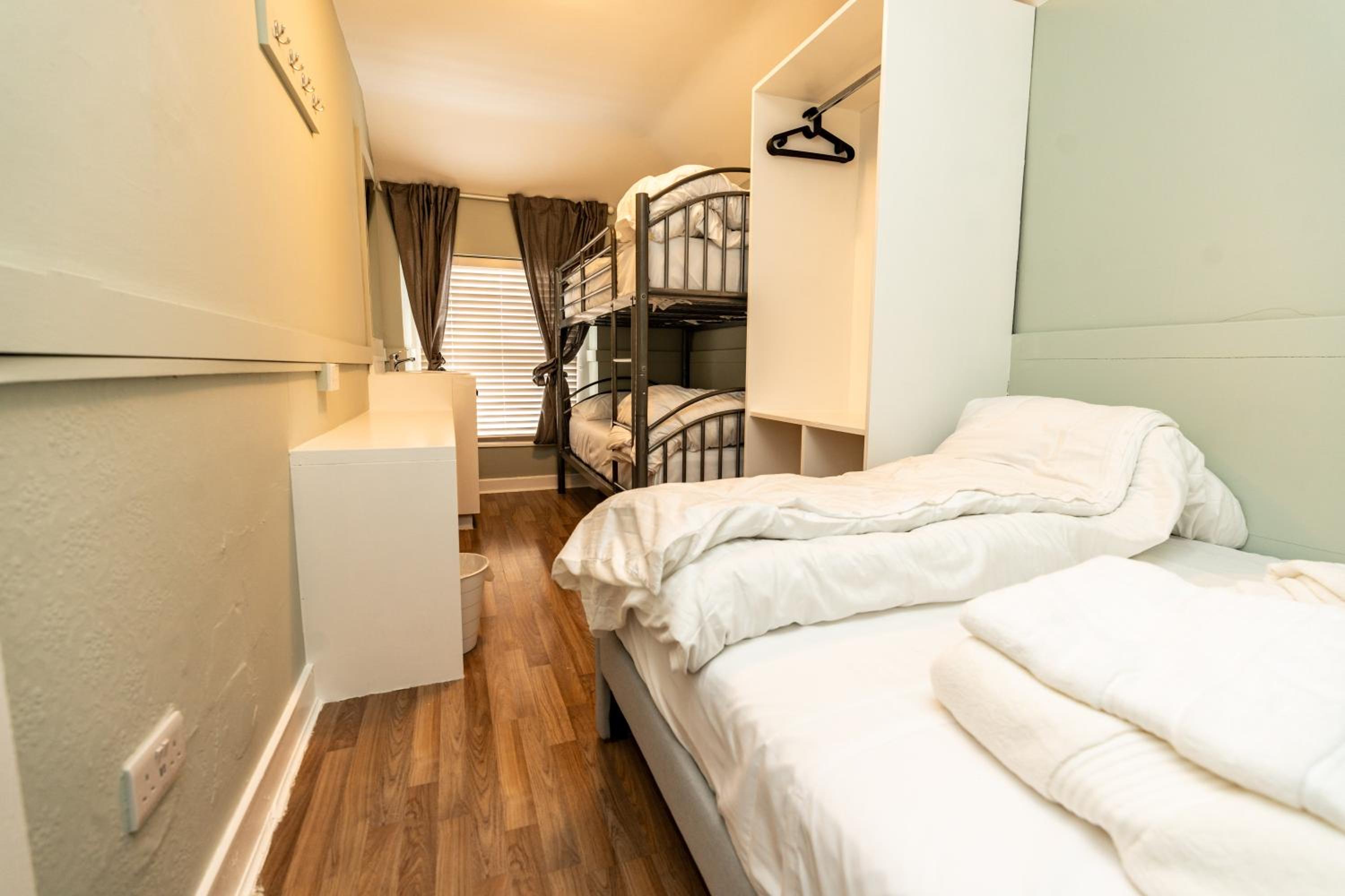 Talbot Street Guest House