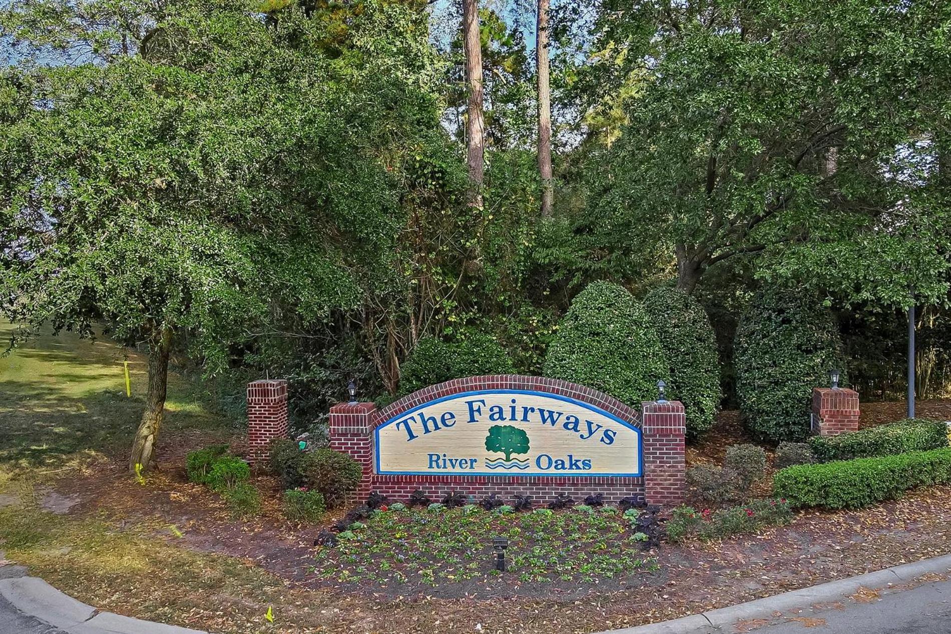 The Fairway Retreat at River Oaks view 4