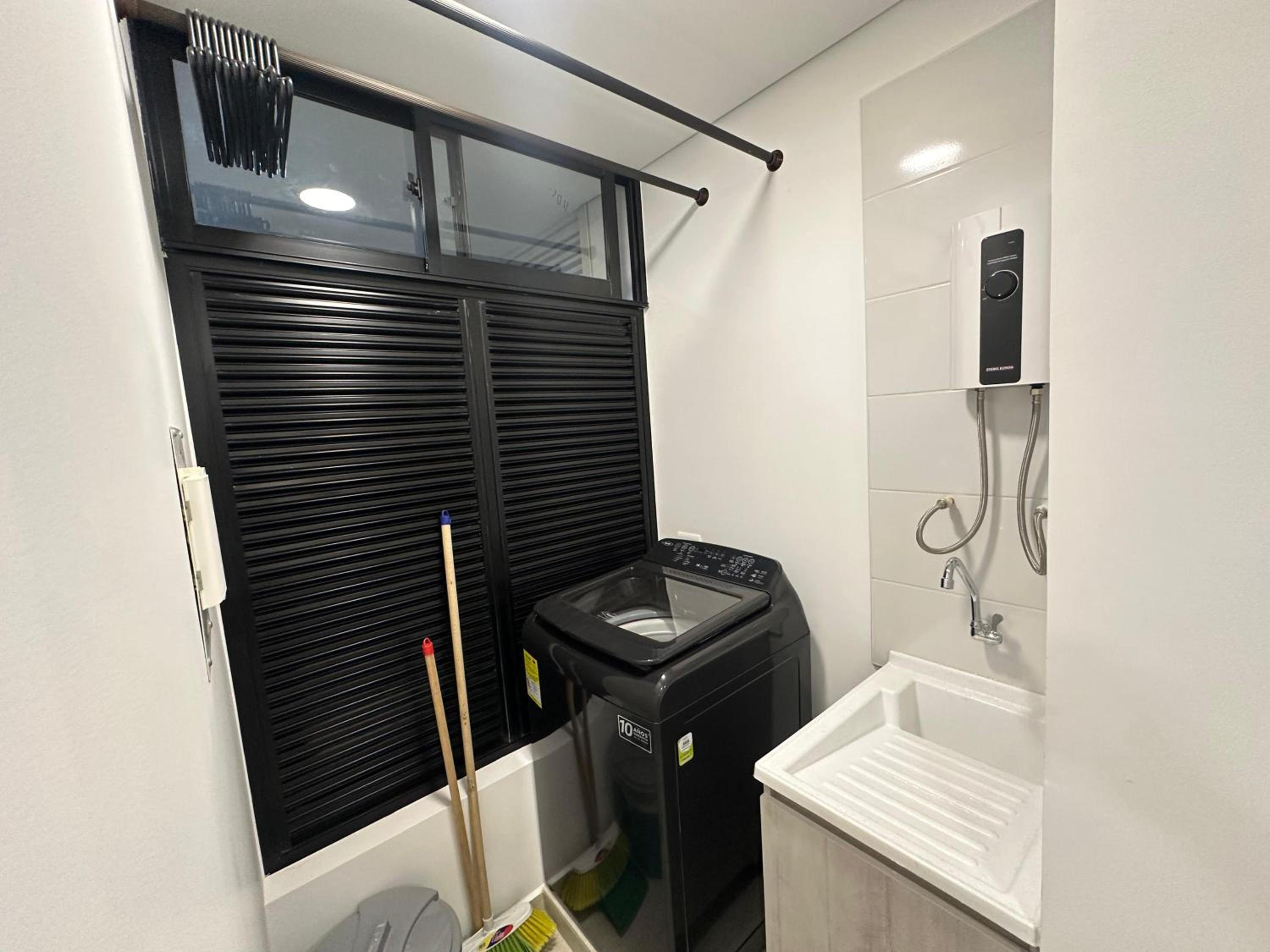 Amara1104- Apartamento en barrio Laureles con hermosa vista