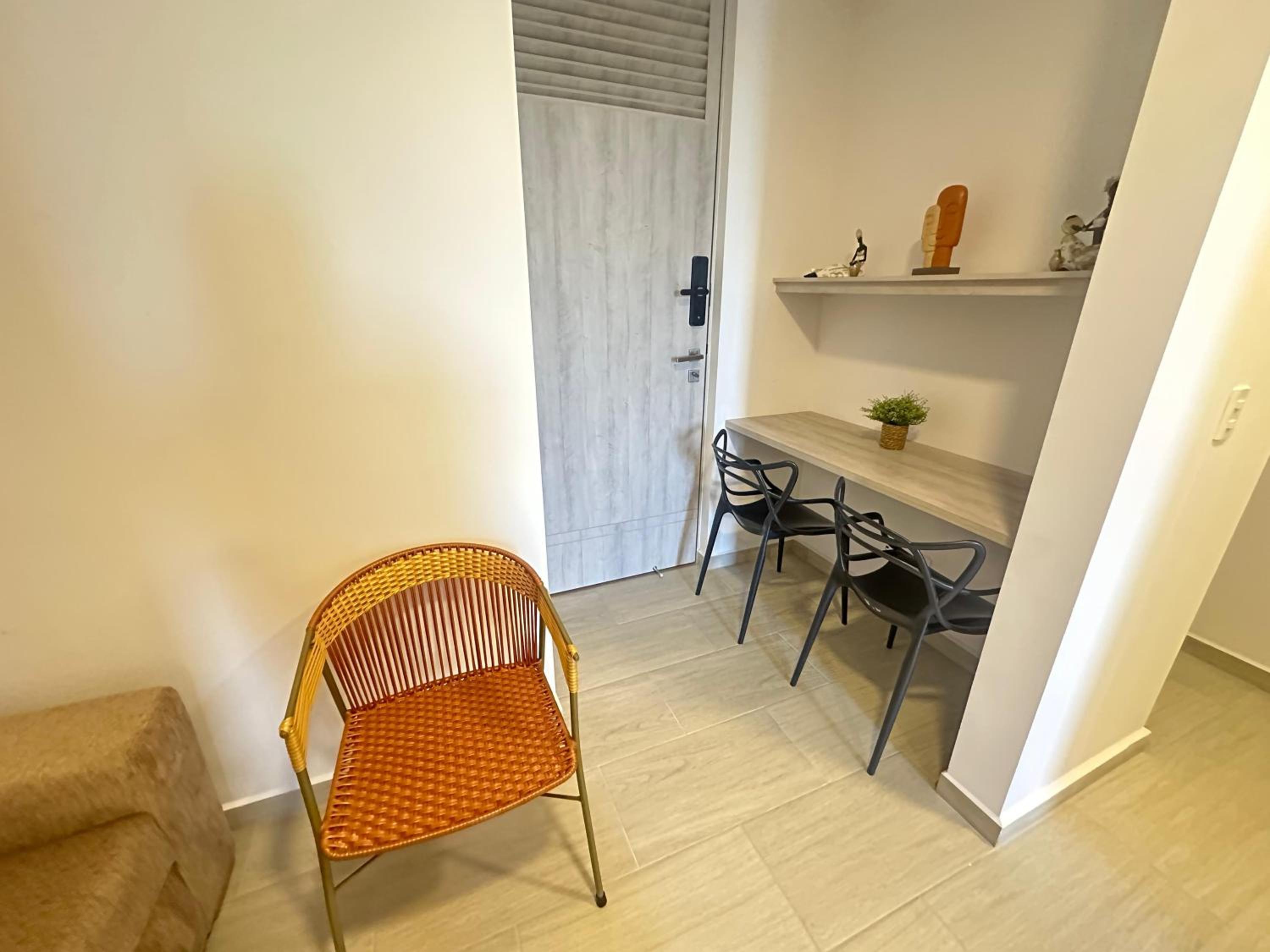 Amara1104- Apartamento en barrio Laureles con hermosa vista